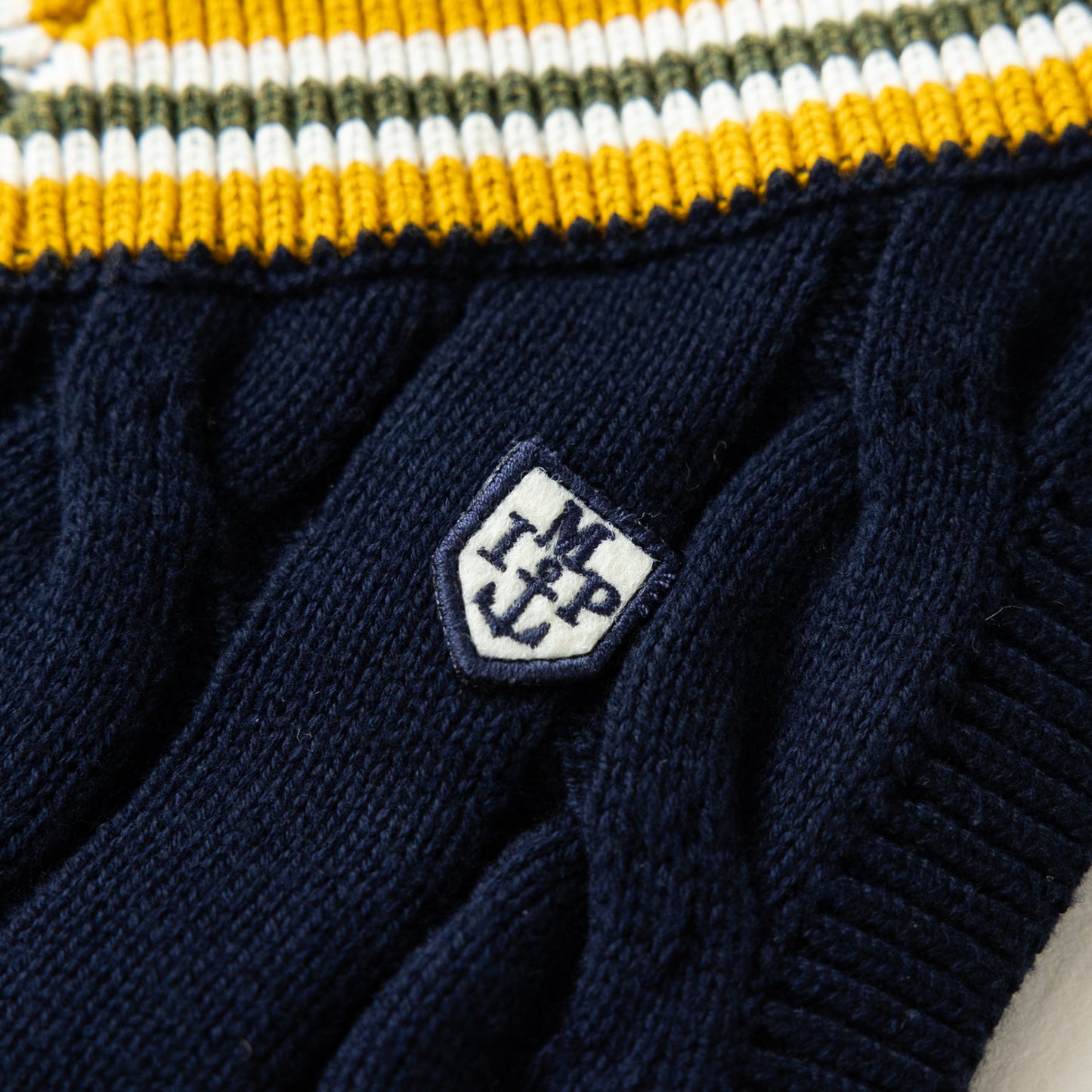 チルデンニットベスト NAVY