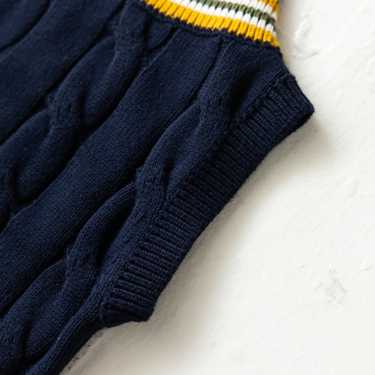 チルデンニットベスト NAVY