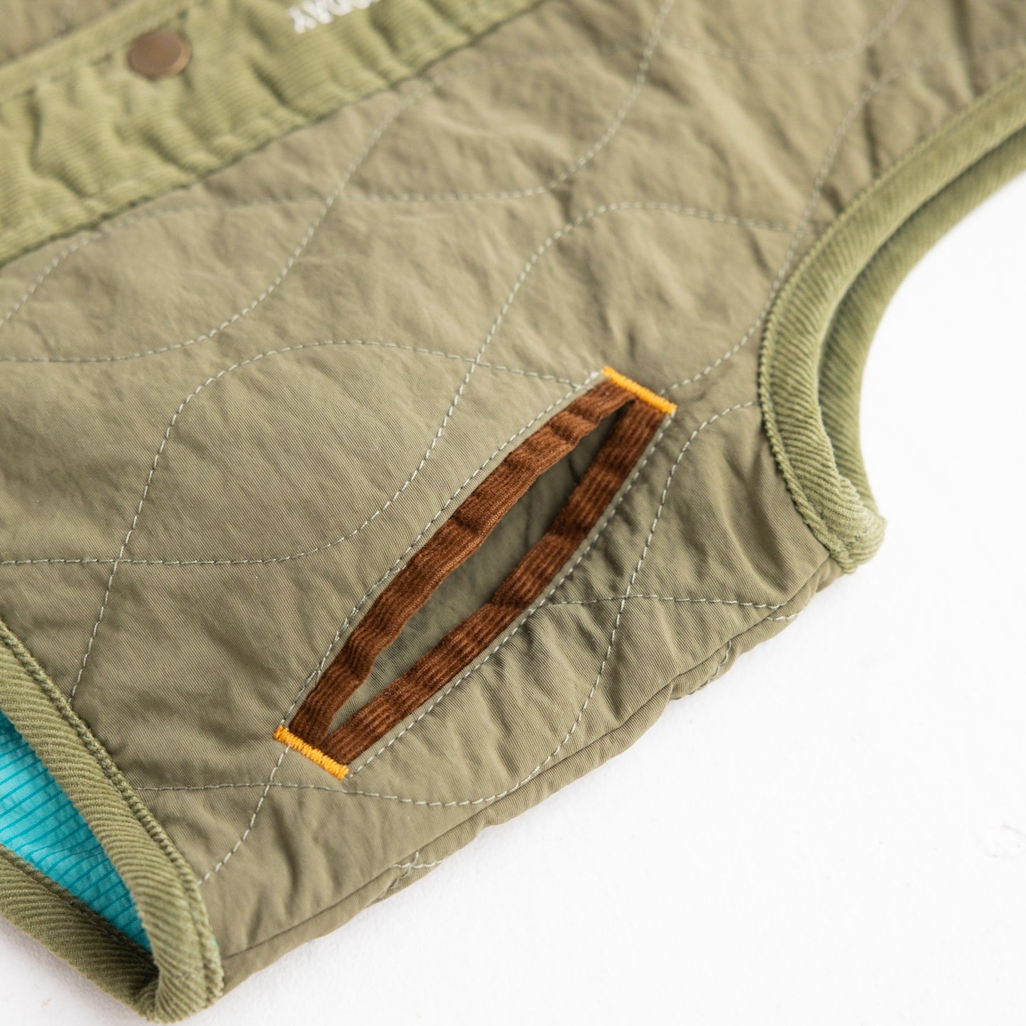 リバーシブルナイロンライトベスト KHAKI