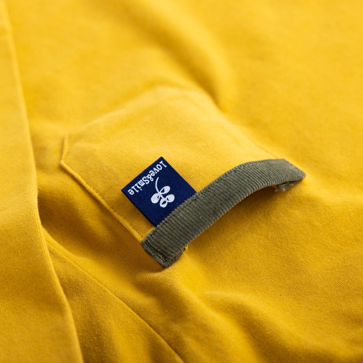 ハイネックTシャツ YELLOW