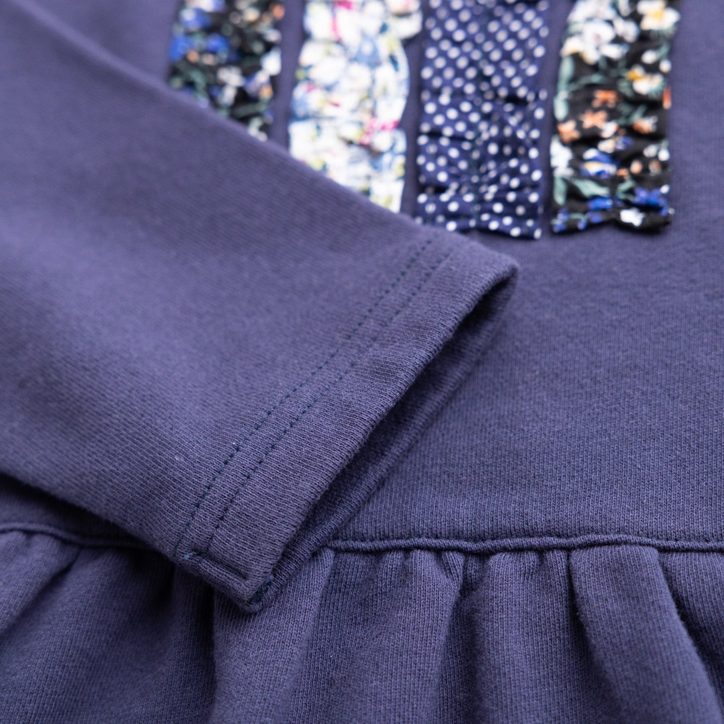 フリルチュニックトレーナー NAVY