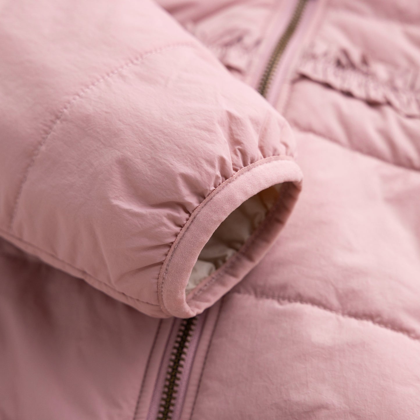女児サーモライトブルゾン PINK