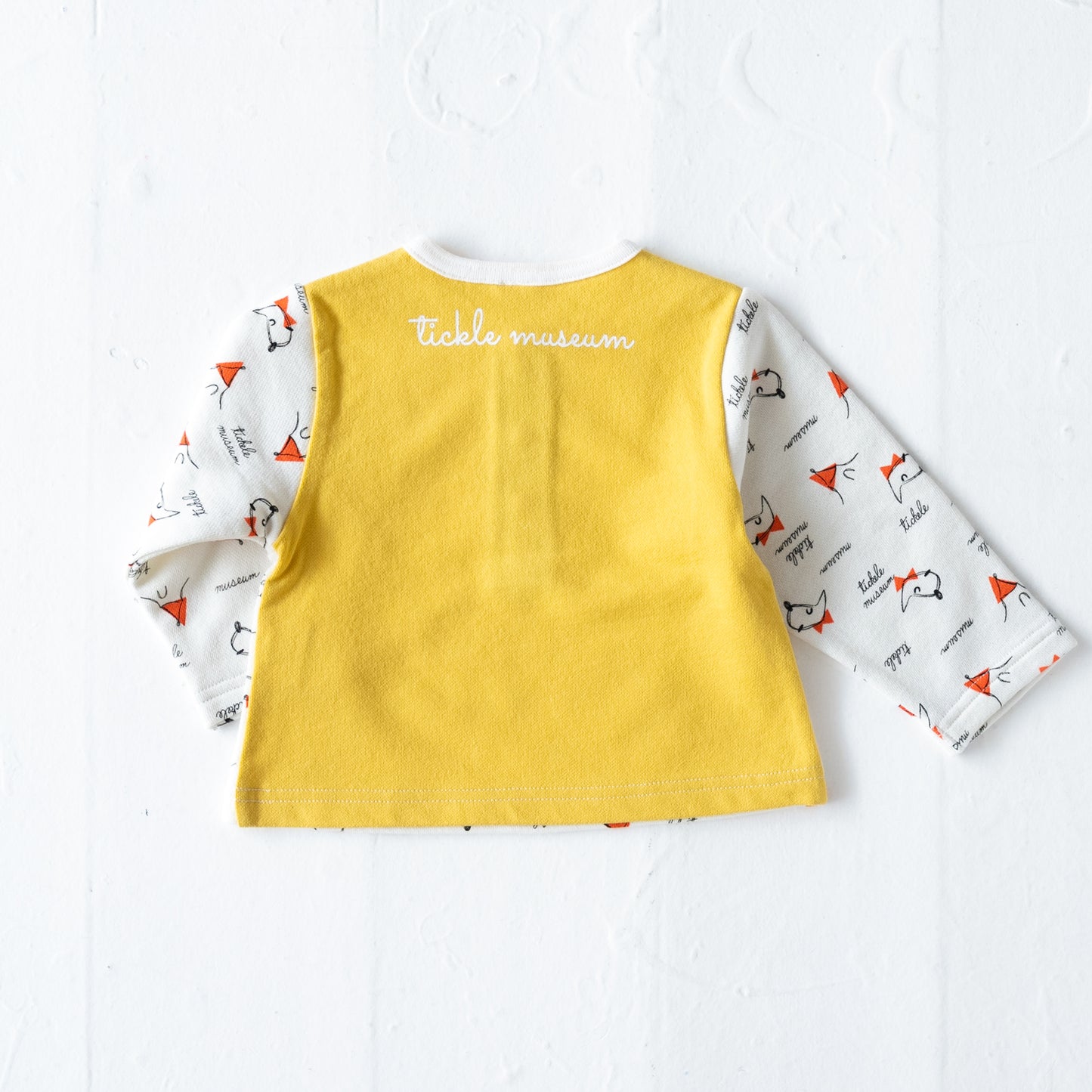 スターカラーベビートレーナー OFF-WHITE