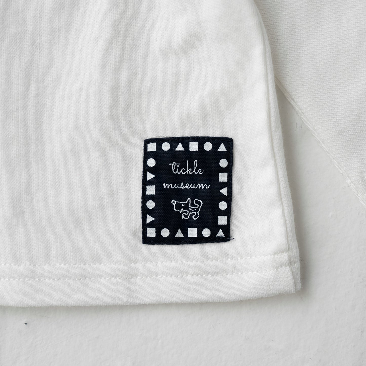 ネックレスプリントTシャツ&チュールスカート付きレギンス OFF-WHITE
