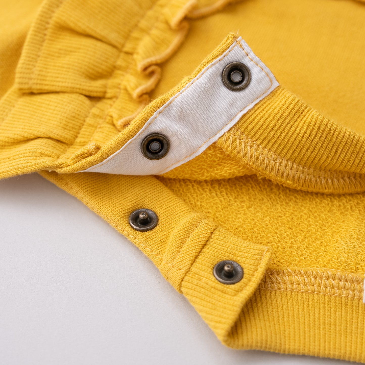 フリルトレーナー YELLOW