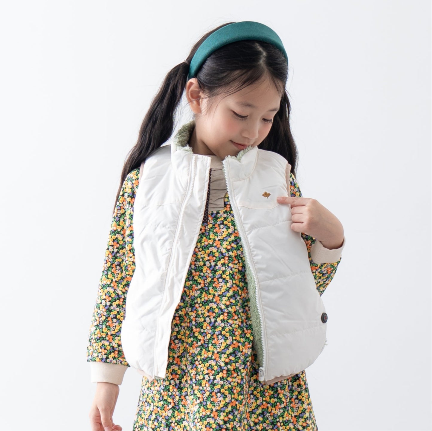 リバーシブルナイロンベスト IVORY