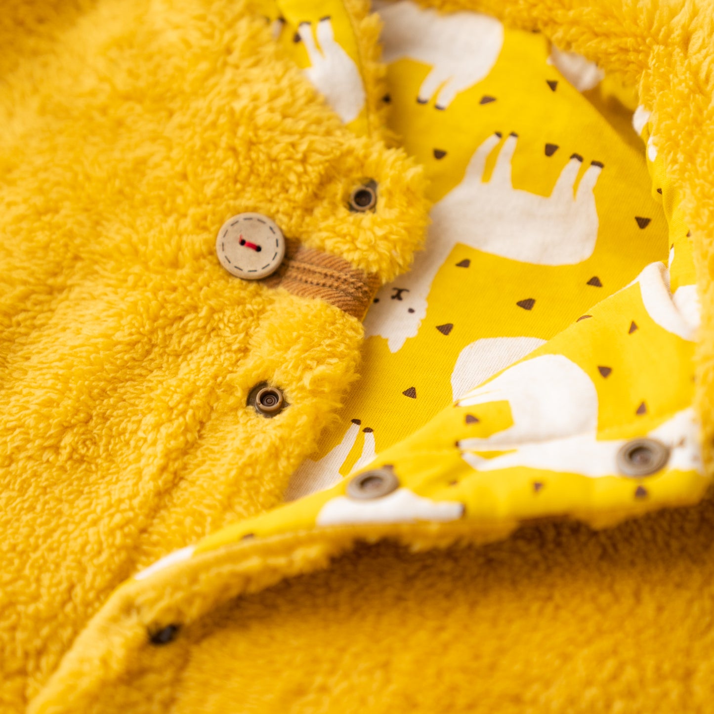 ファーリバーシブルマント YELLOW