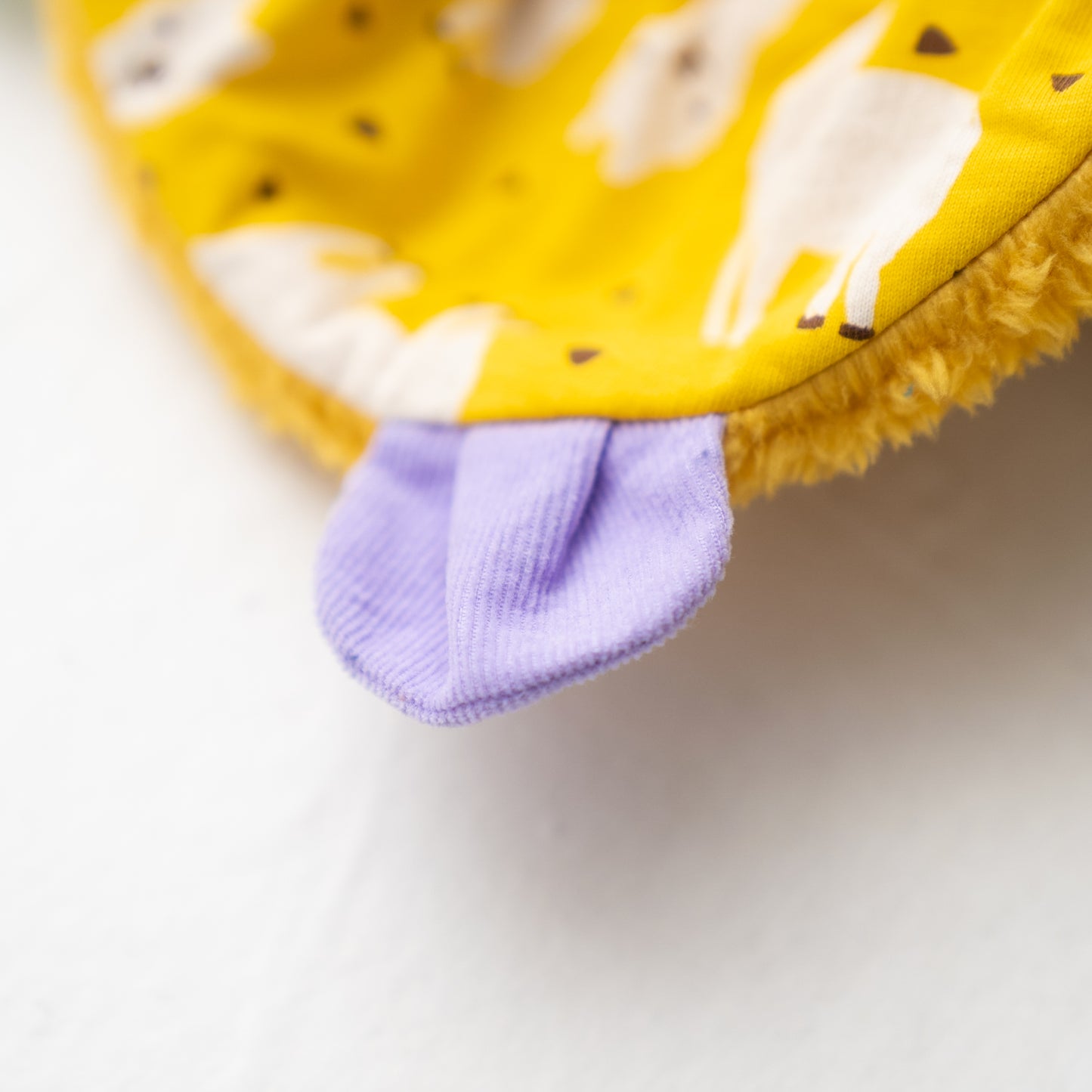 ファーリバーシブルマント YELLOW