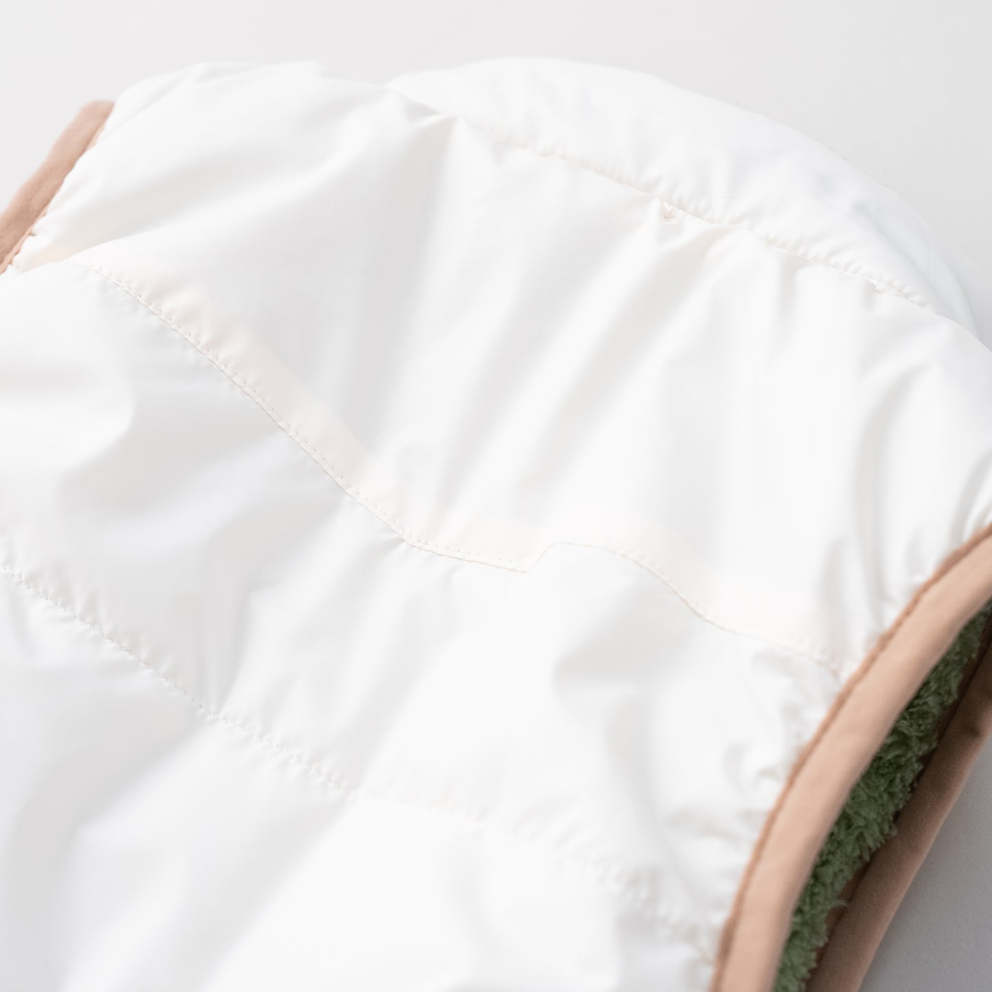 リバーシブルナイロンベスト IVORY
