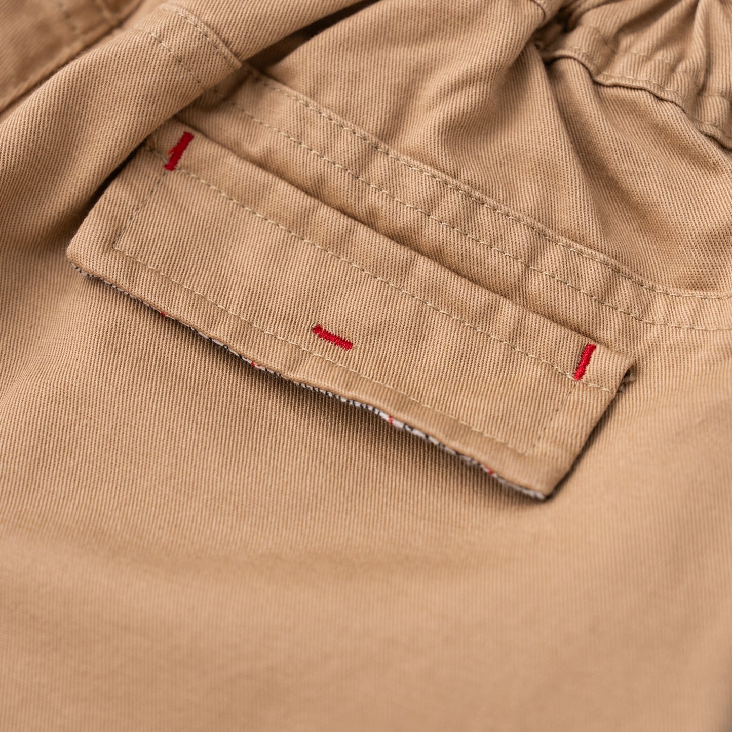 テーパードチノパンツ BEIGE