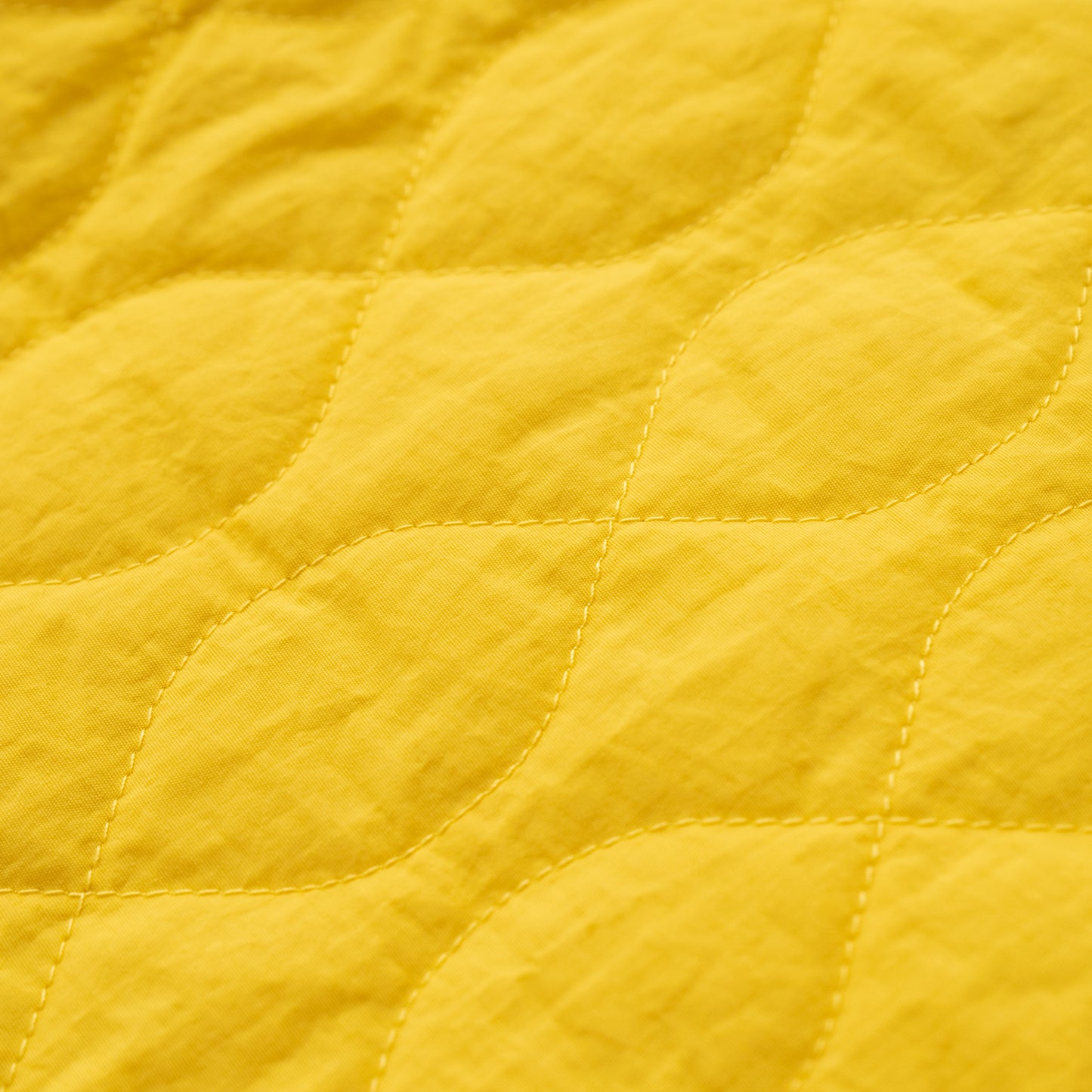 リバーシブルナイロンライトベスト YELLOW