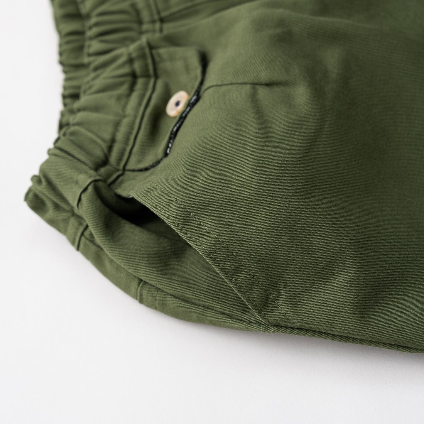 テーパードチノパンツ KHAKI