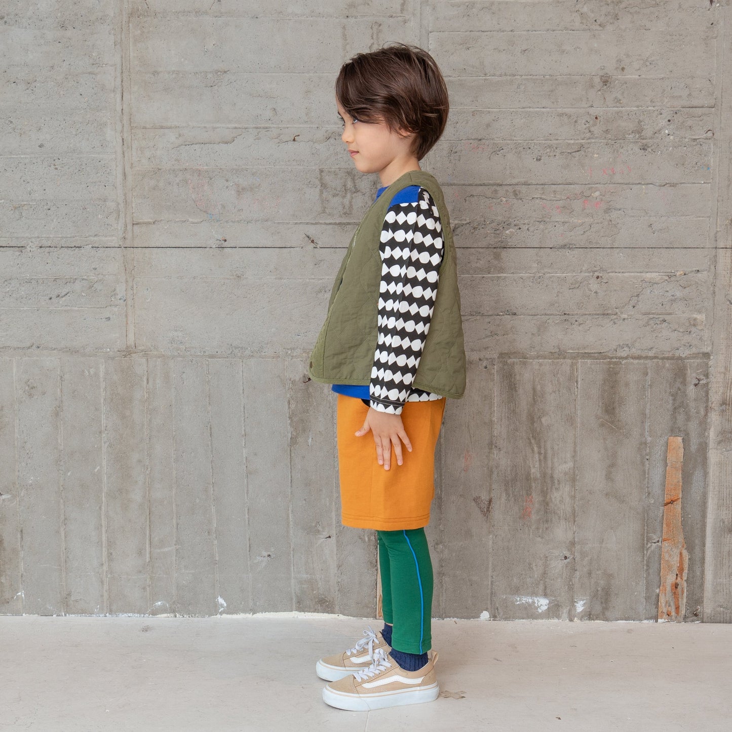 リバーシブルナイロンライトベスト KHAKI
