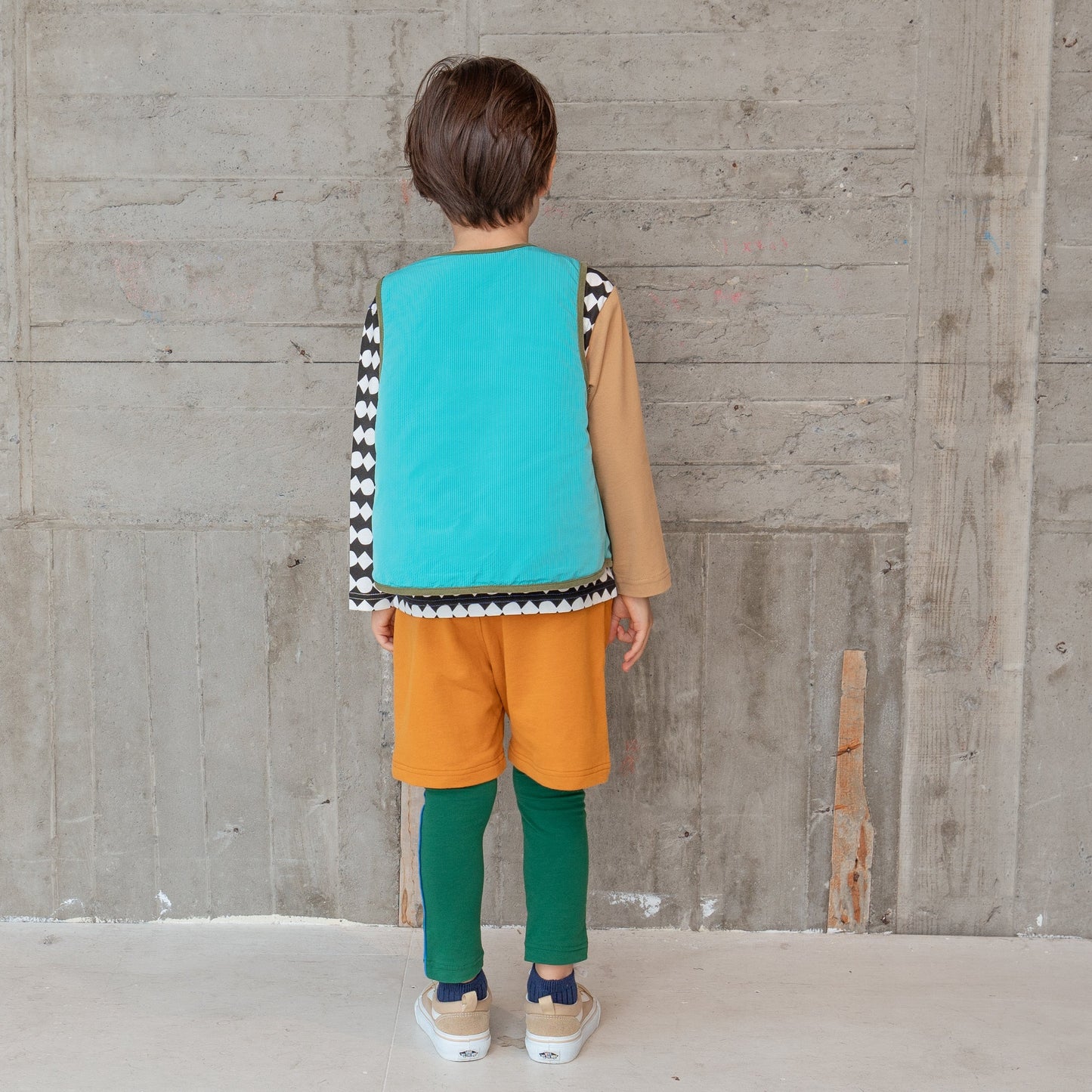 リバーシブルナイロンライトベスト KHAKI