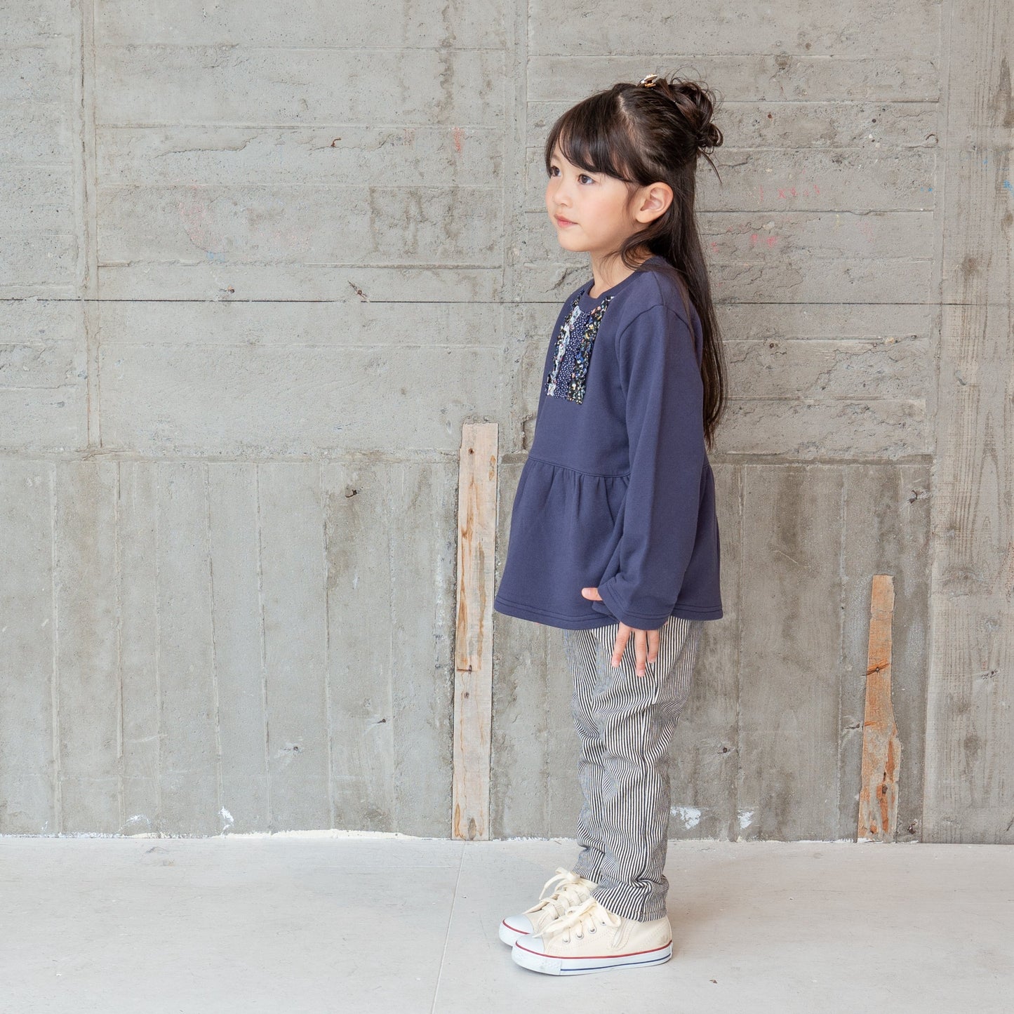 フリルチュニックトレーナー NAVY