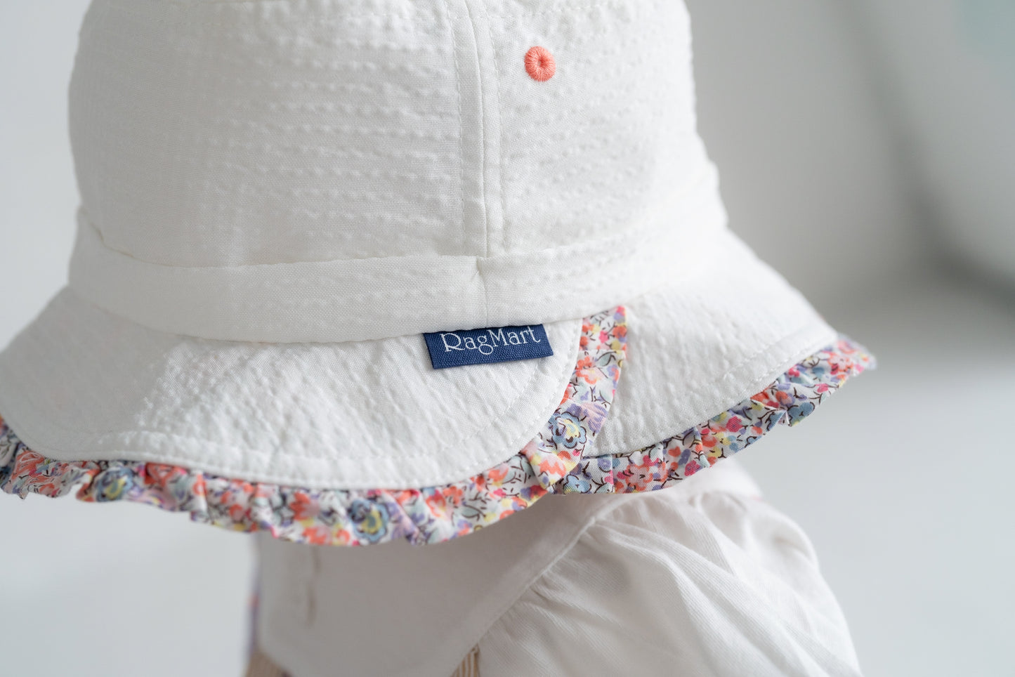 UVフリルハット OFF-WHITE