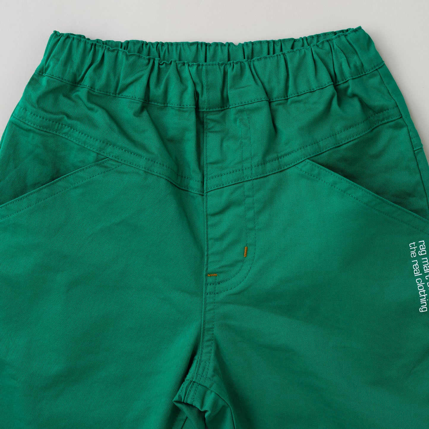 ストレッチカラーパンツ５分丈　GREEN