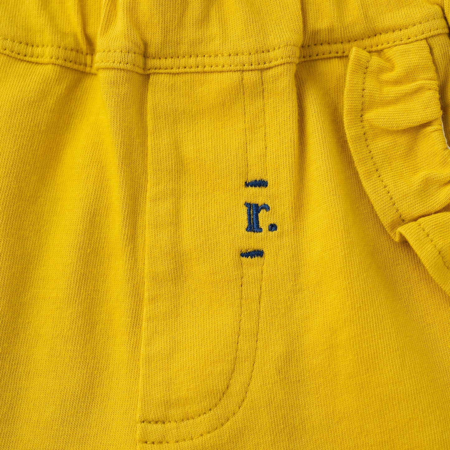 フリルショートパンツ　YELLOW