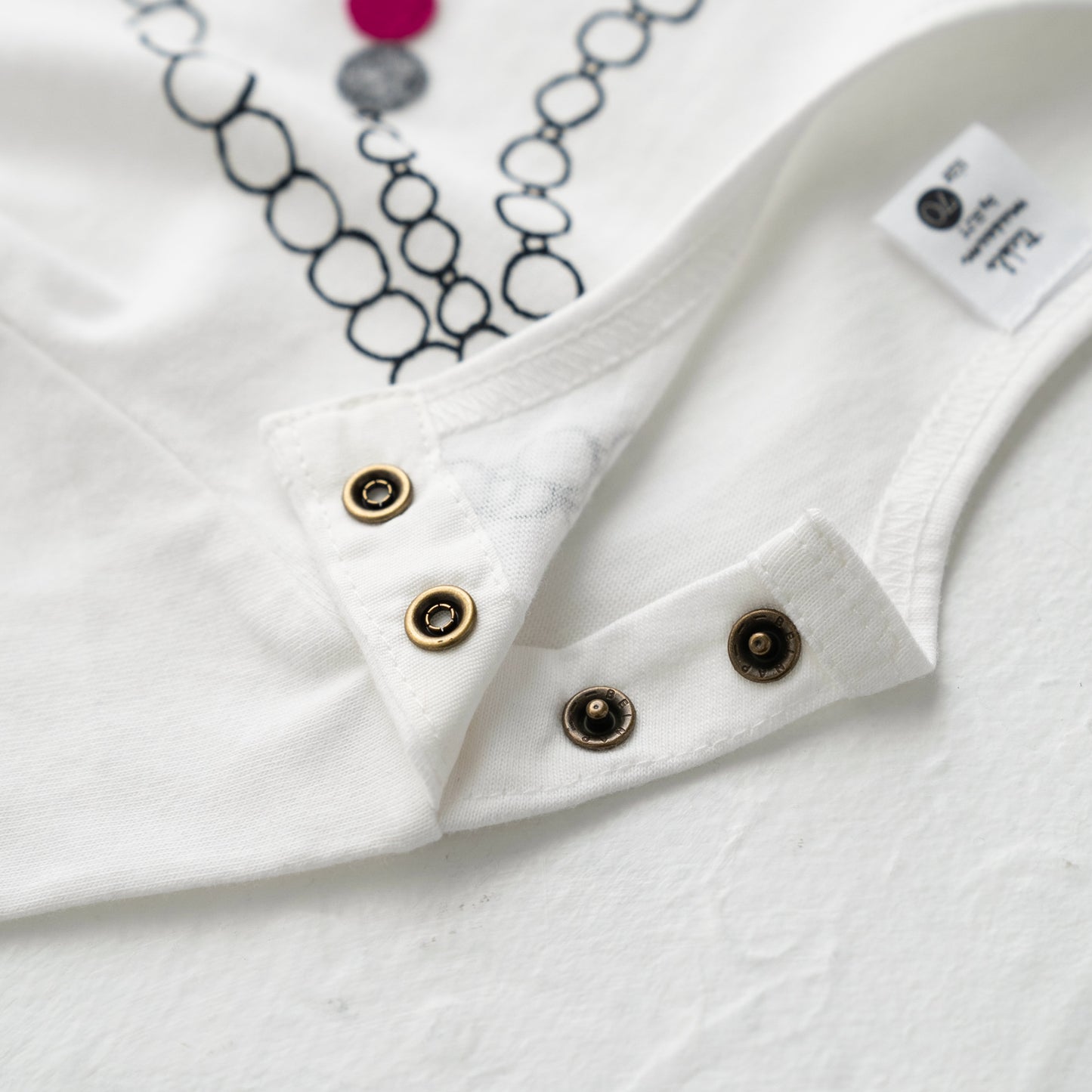 ネックレスプリントTシャツ＆チュールスカート付きレギンス OFF-WHITE