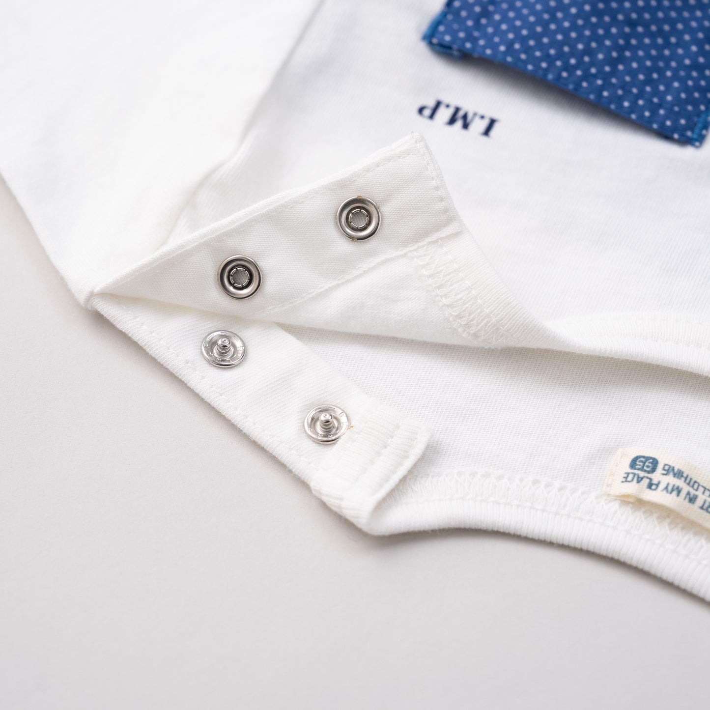 切り替えシャツ　DOT