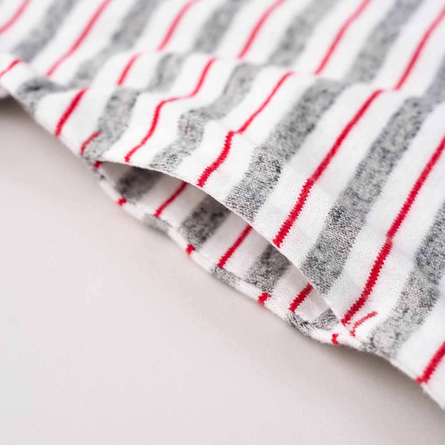ヘンリーネックボーダーワンピース　OFF-WHITE