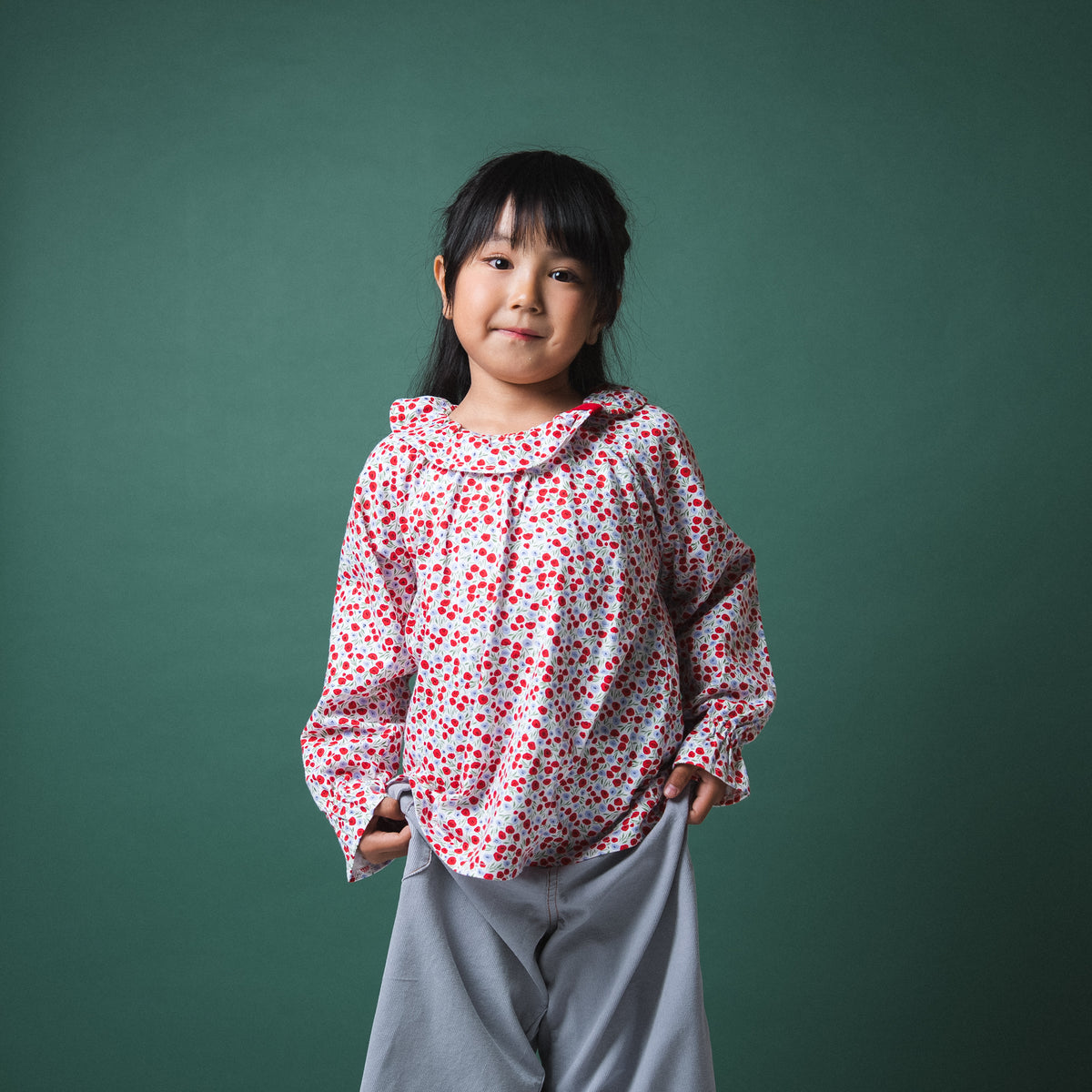 フリルカラー総柄Tシャツ　RED