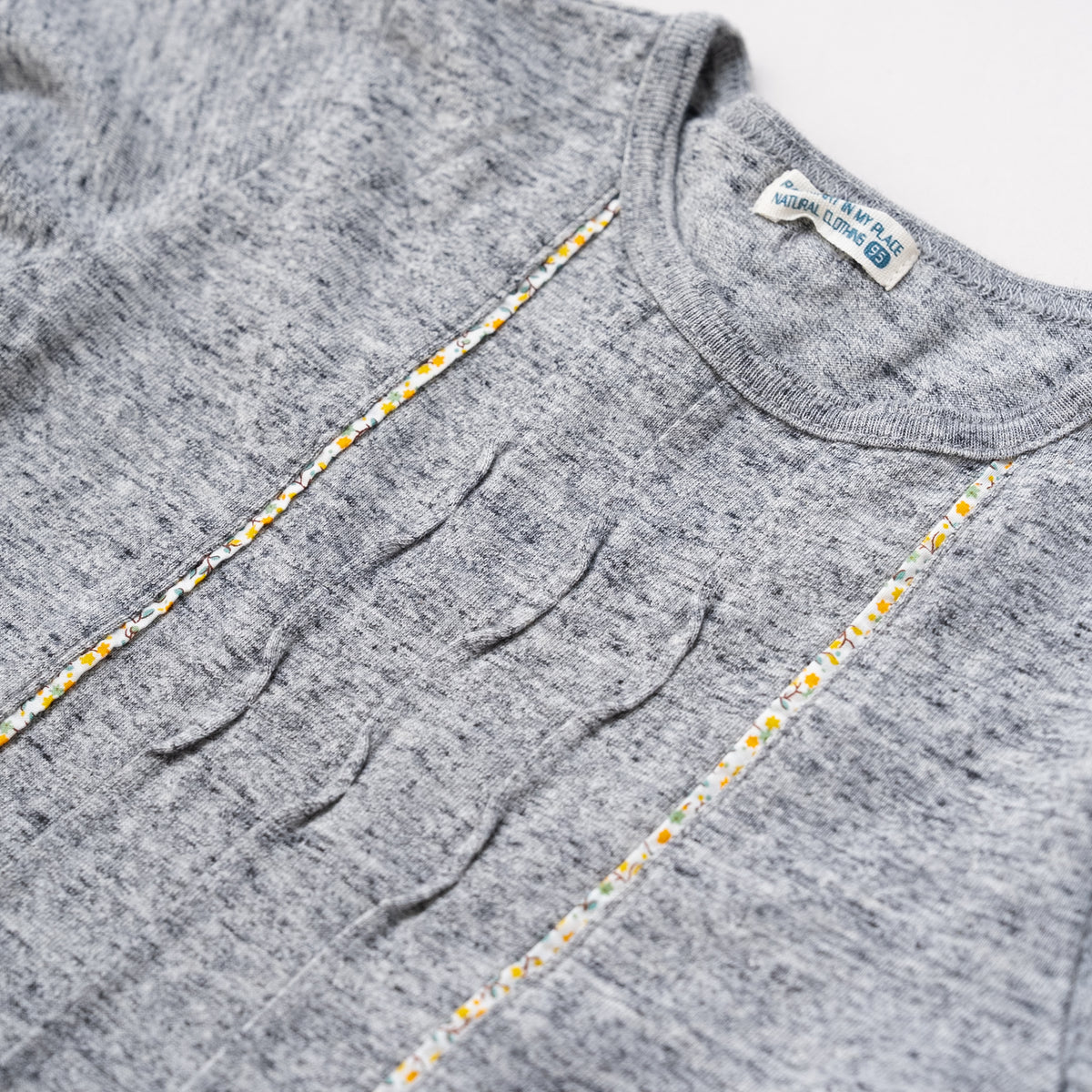 タックデザインTシャツ　GRAY