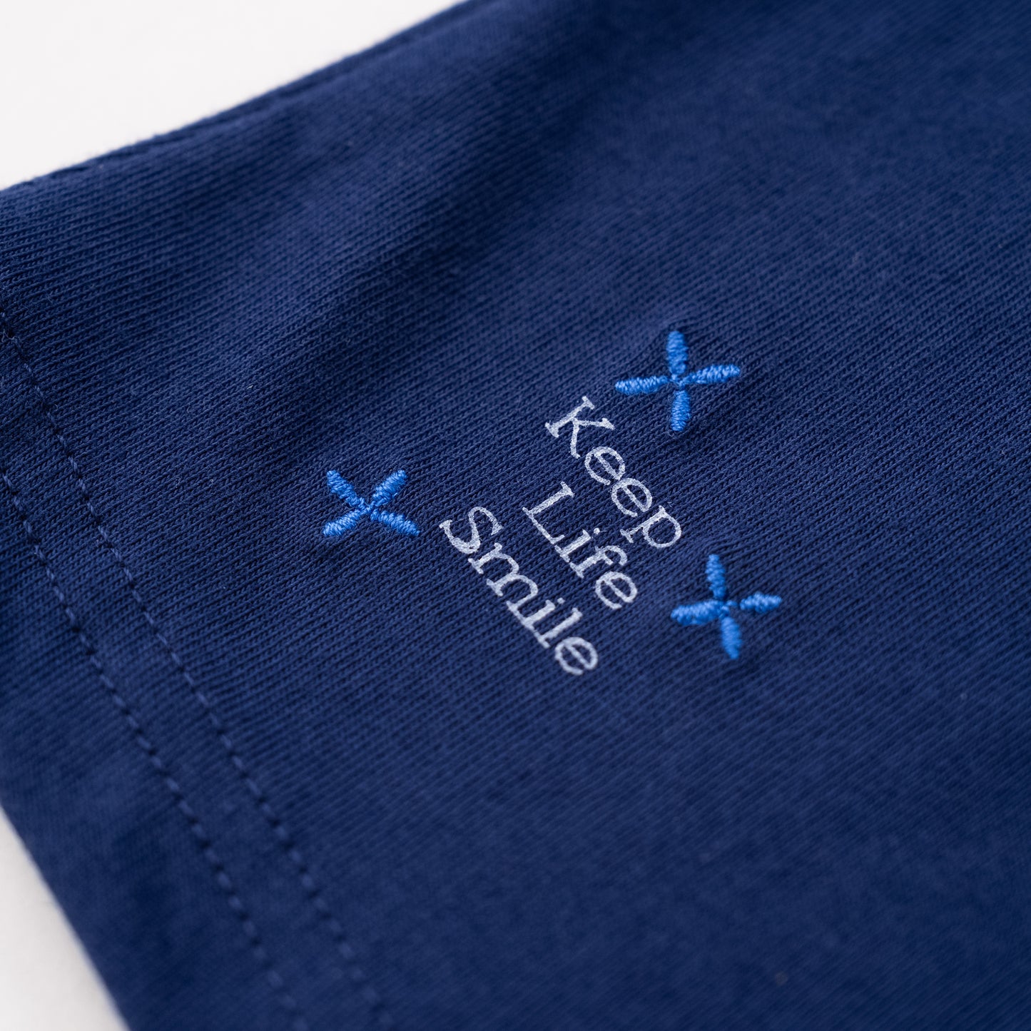 フリルハイネックTシャツ　NAVY