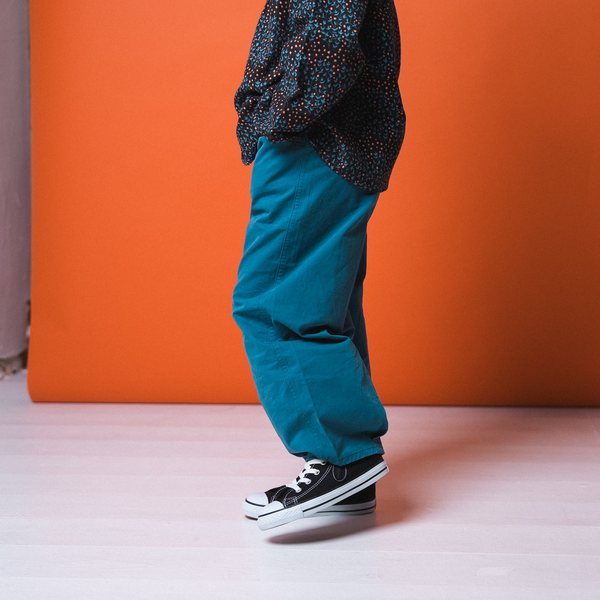 カーブパンツ　BLUE