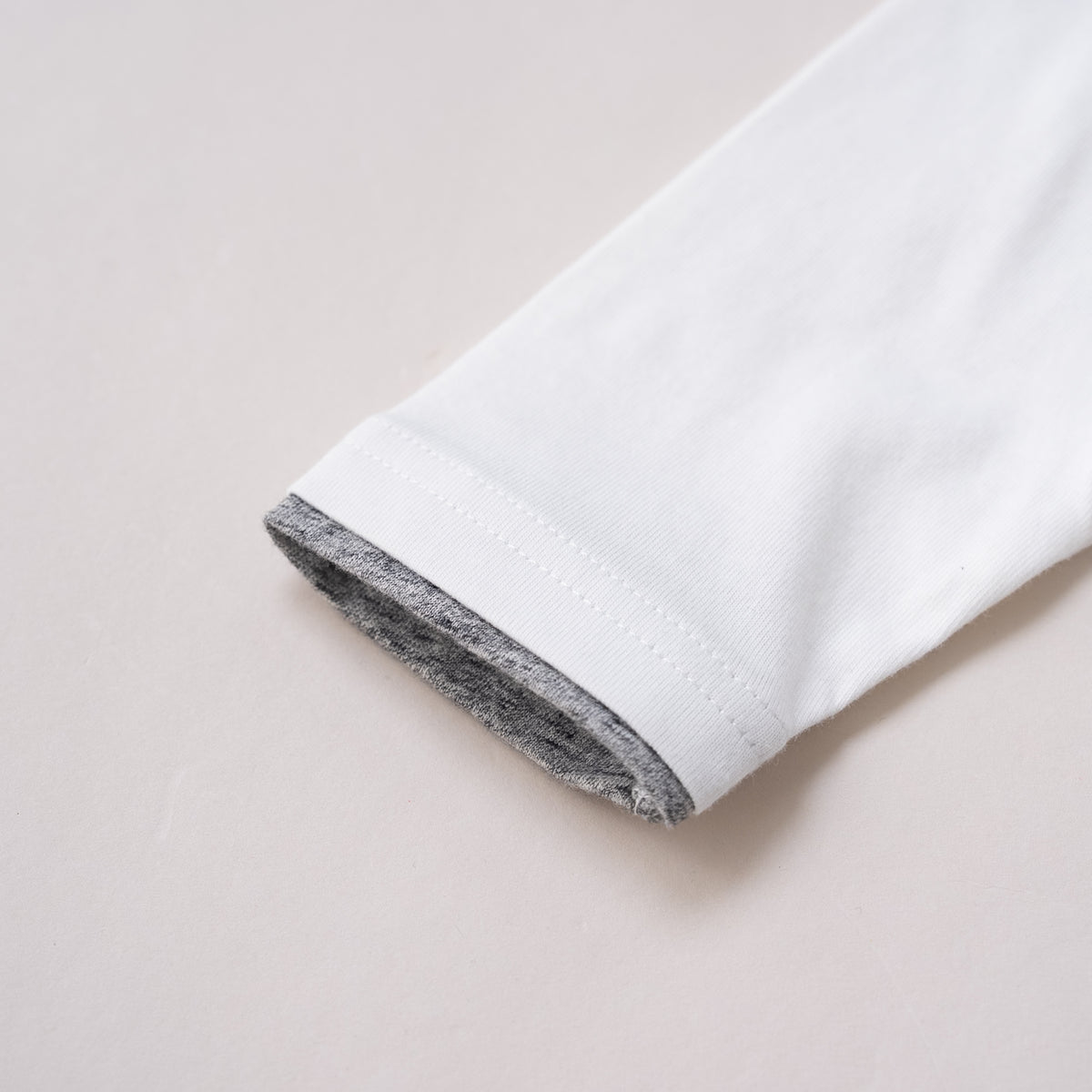 ヘンリーネックTシャツ　OFF-WHITE