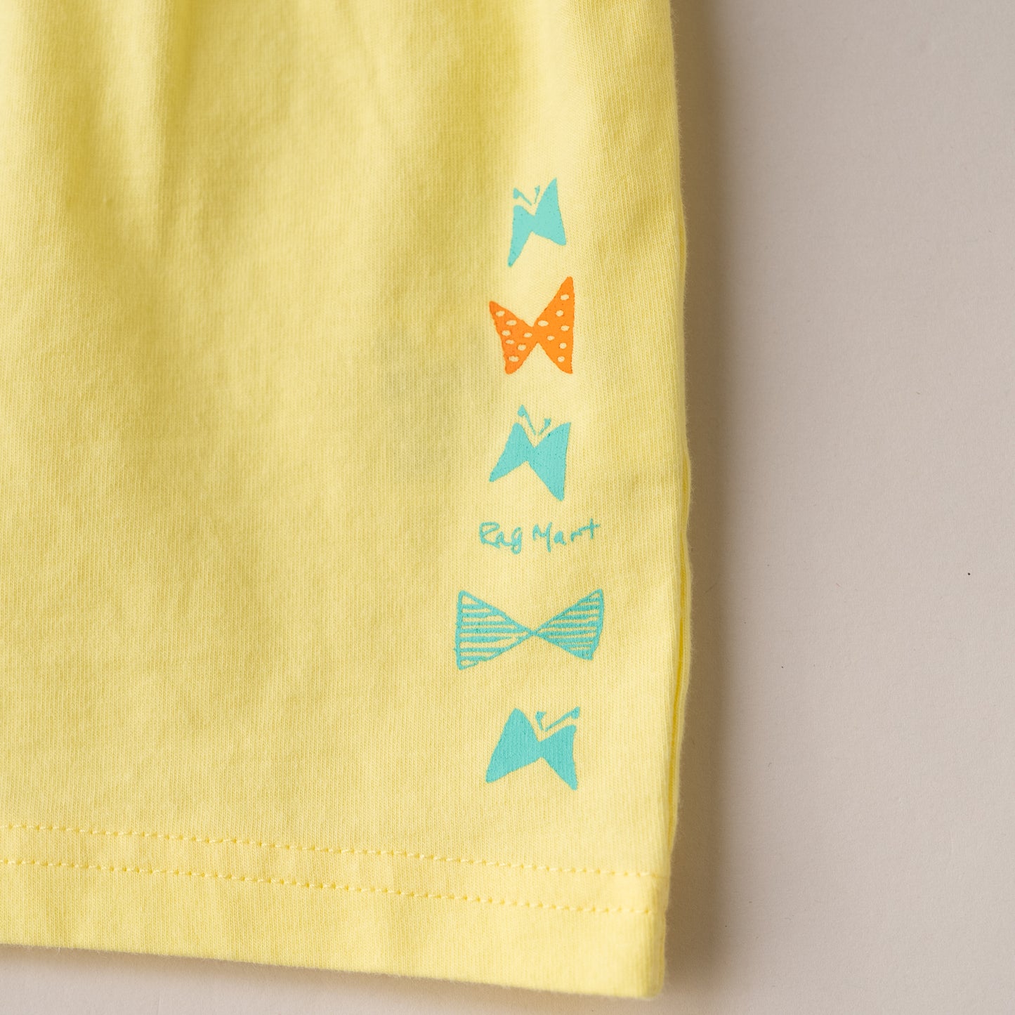 ガールズTシャツ　YELLOW