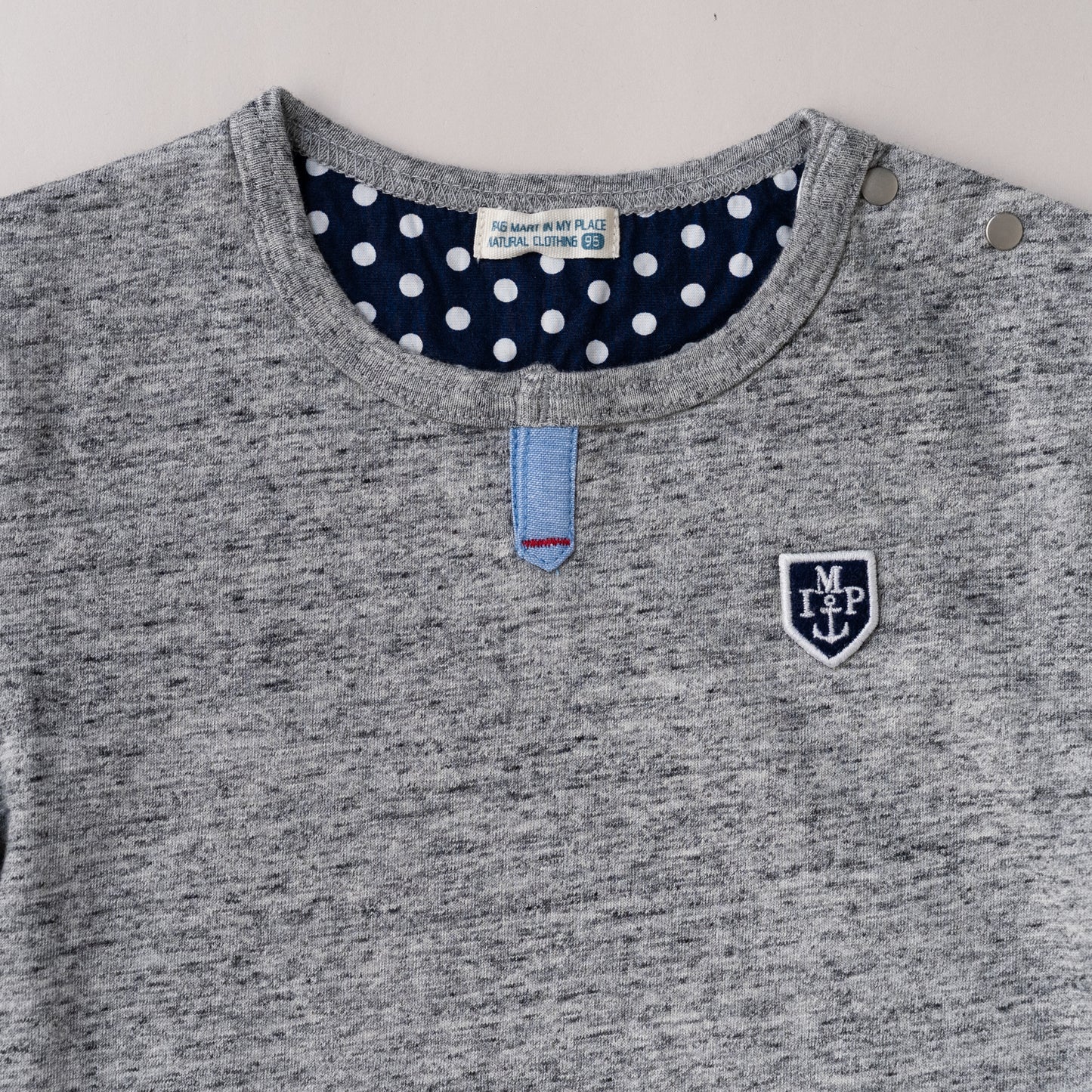 スリットネックTシャツ　GRAY