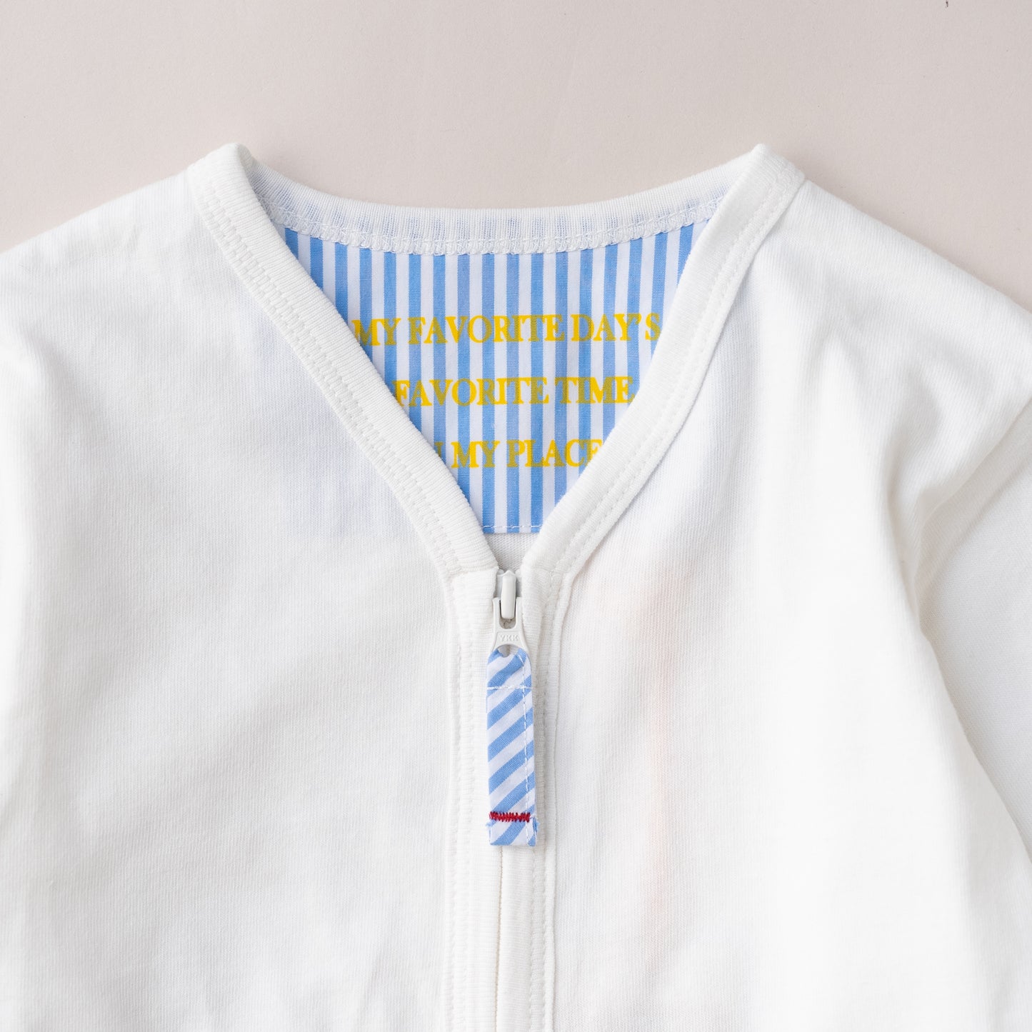Vネックジップカーデ　OFF-WHITE