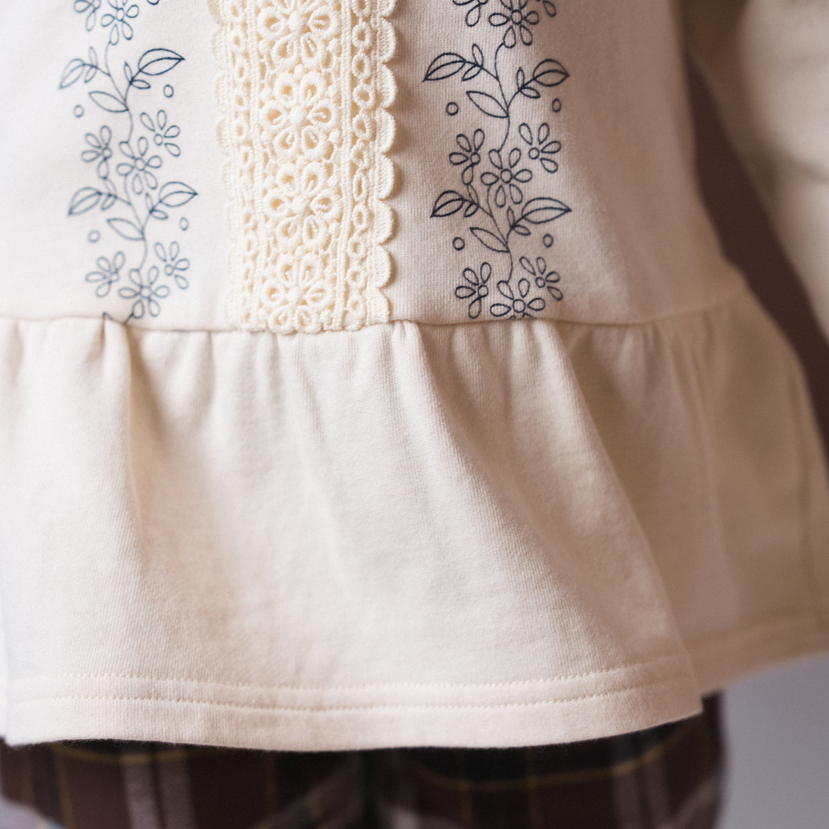 レーストレーナー　IVORY