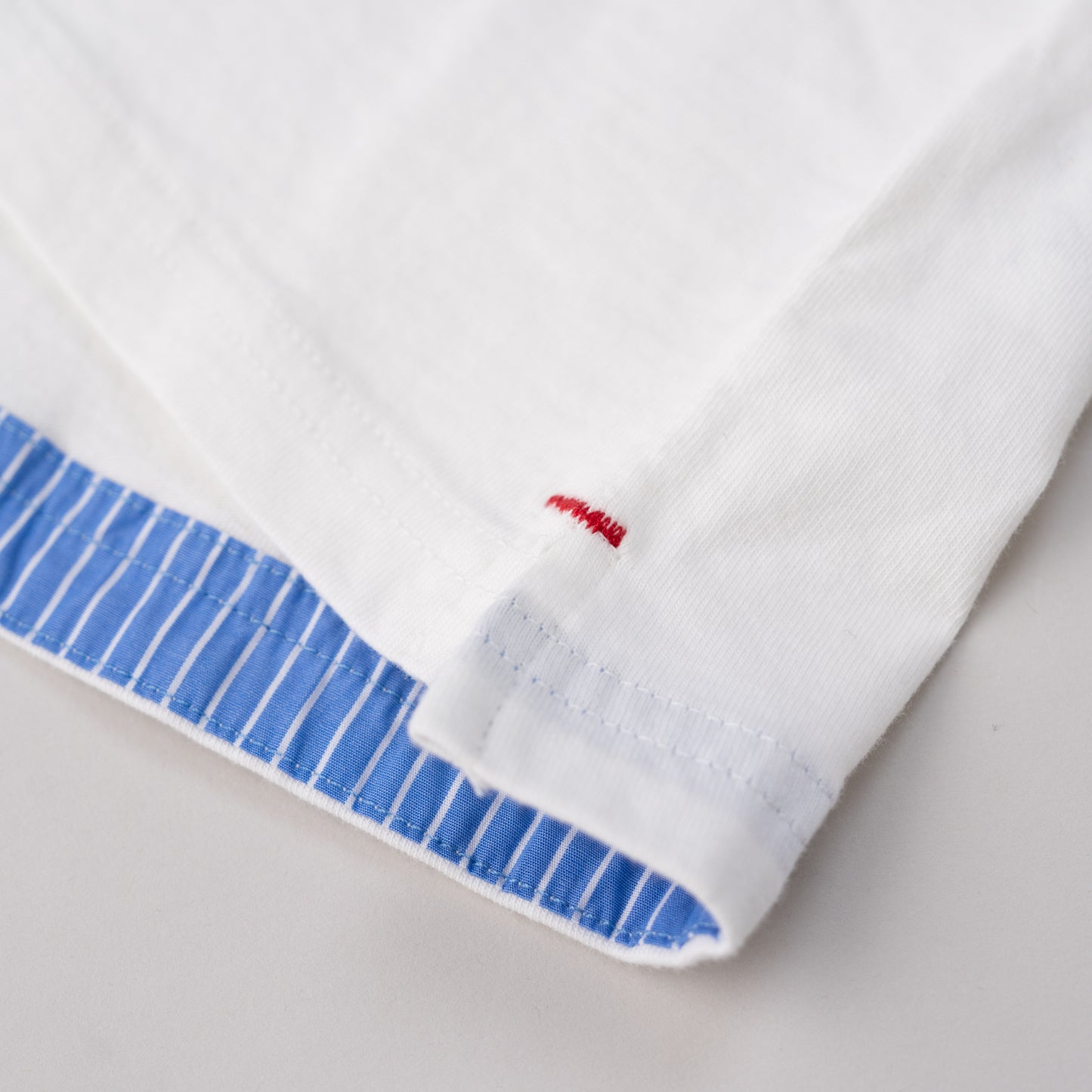 ワンポイントTシャツ　OFF-WHITE