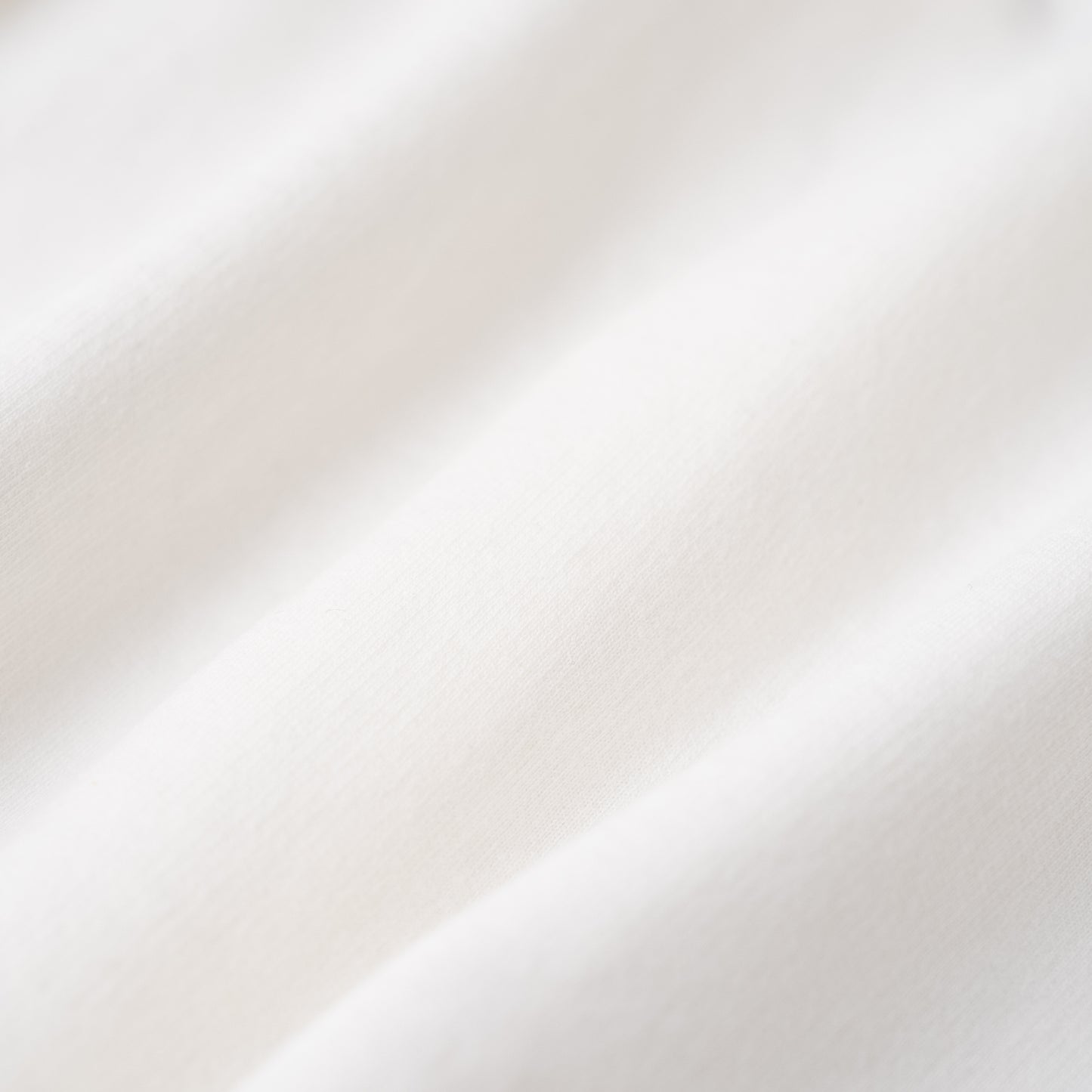 スタンダードVネックカーデ　OFF-WHITE