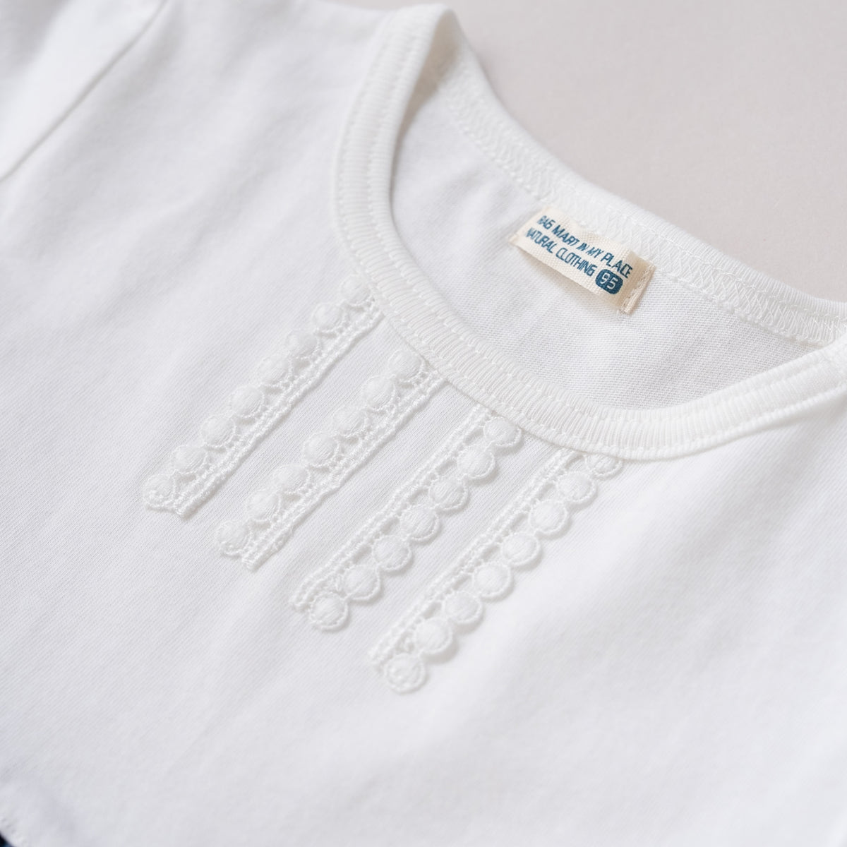 切り替えフリルチュニック　OFF-WHITE