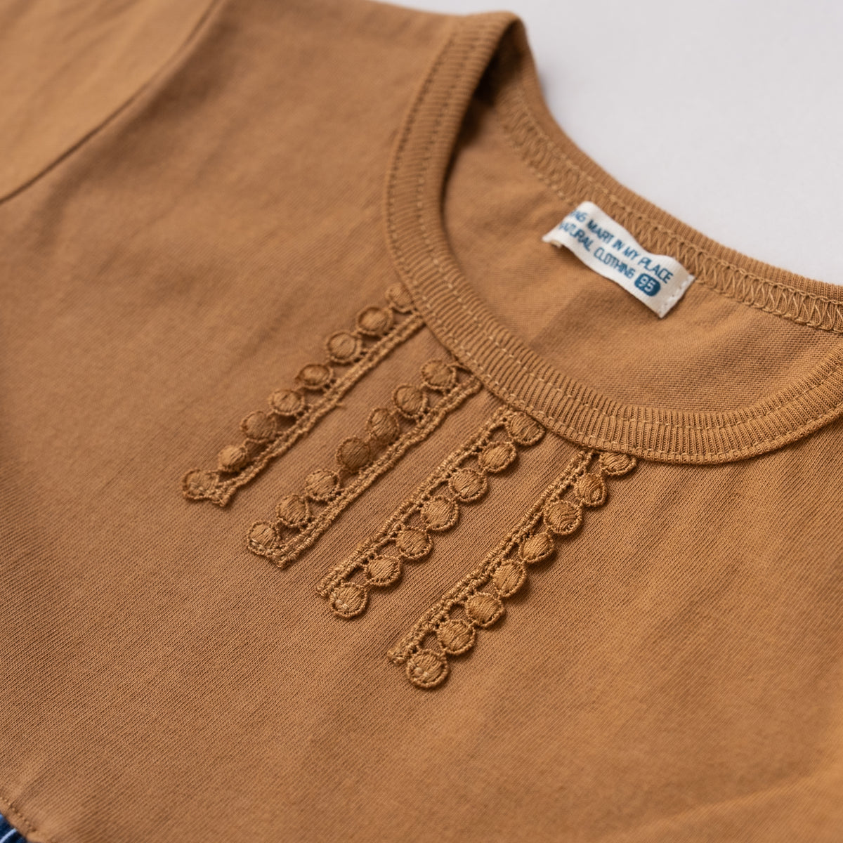 切り替えフリルチュニック　CAMEL