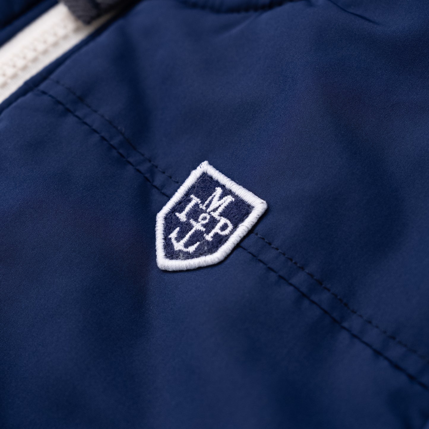 中綿ナイロンジャンバー　NAVY