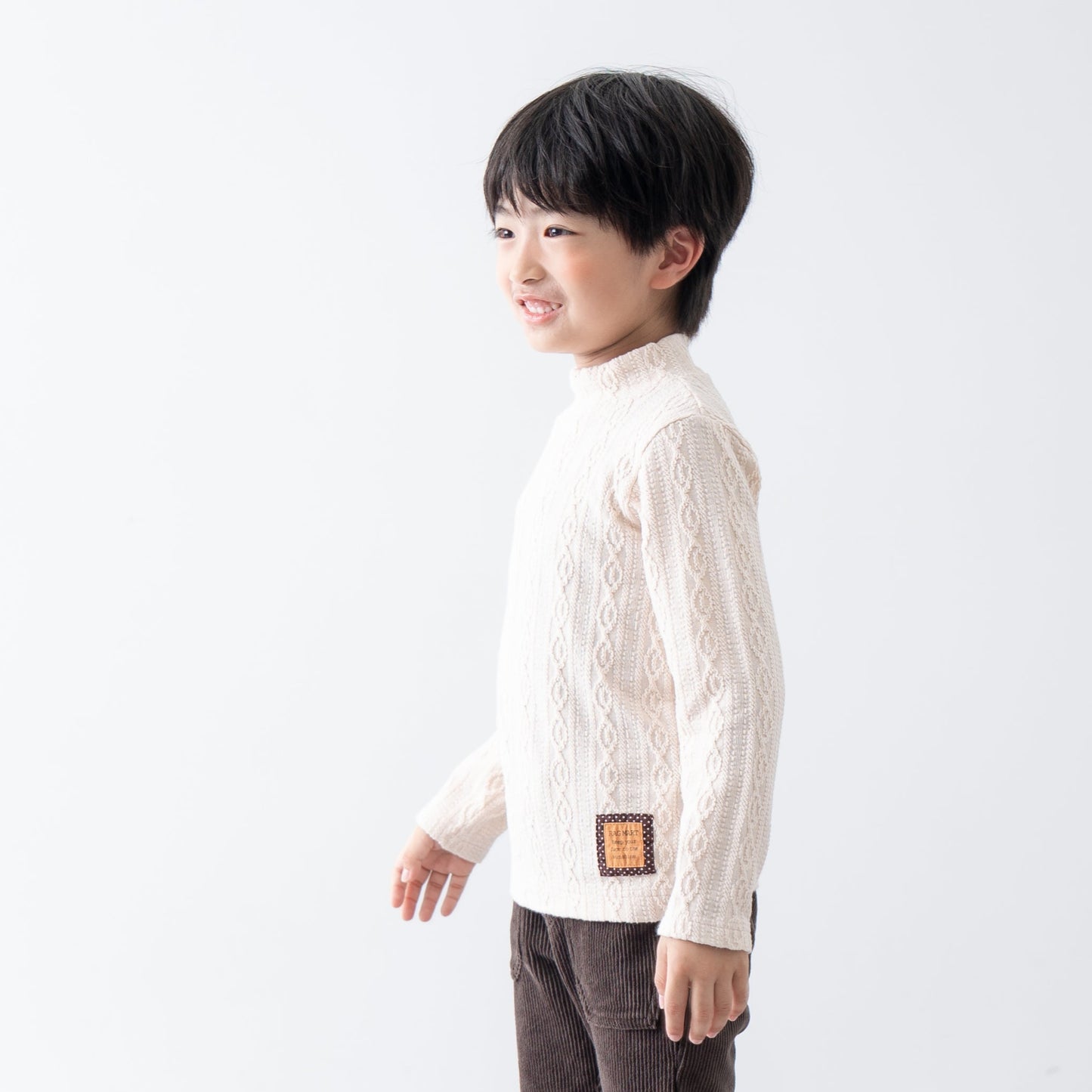ケーブルニットハイネック　IVORY