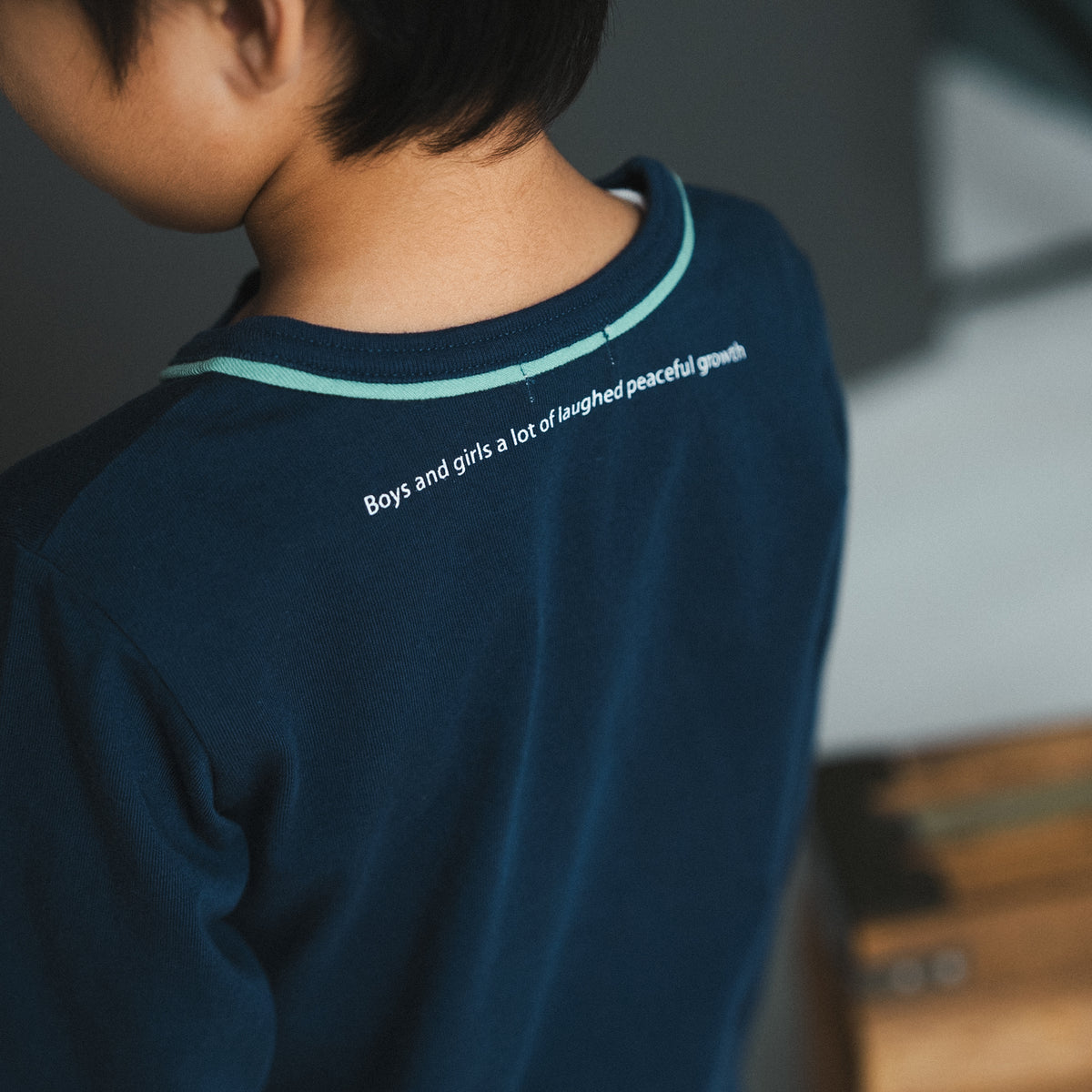 ワンポイントポケットTシャツ　NAVY