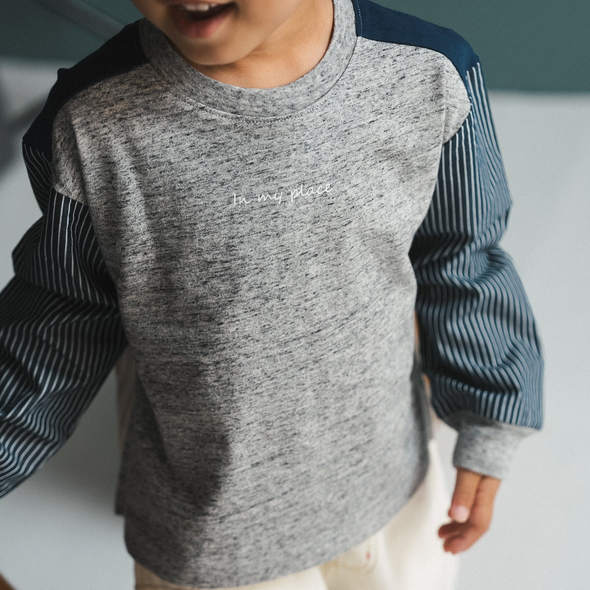 切り替えスリーブTシャツ　GRAY