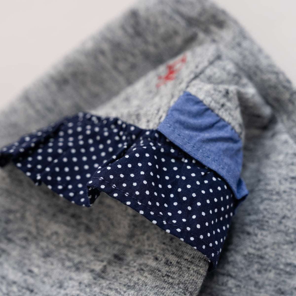 リボンフリルTシャツ　GRAY