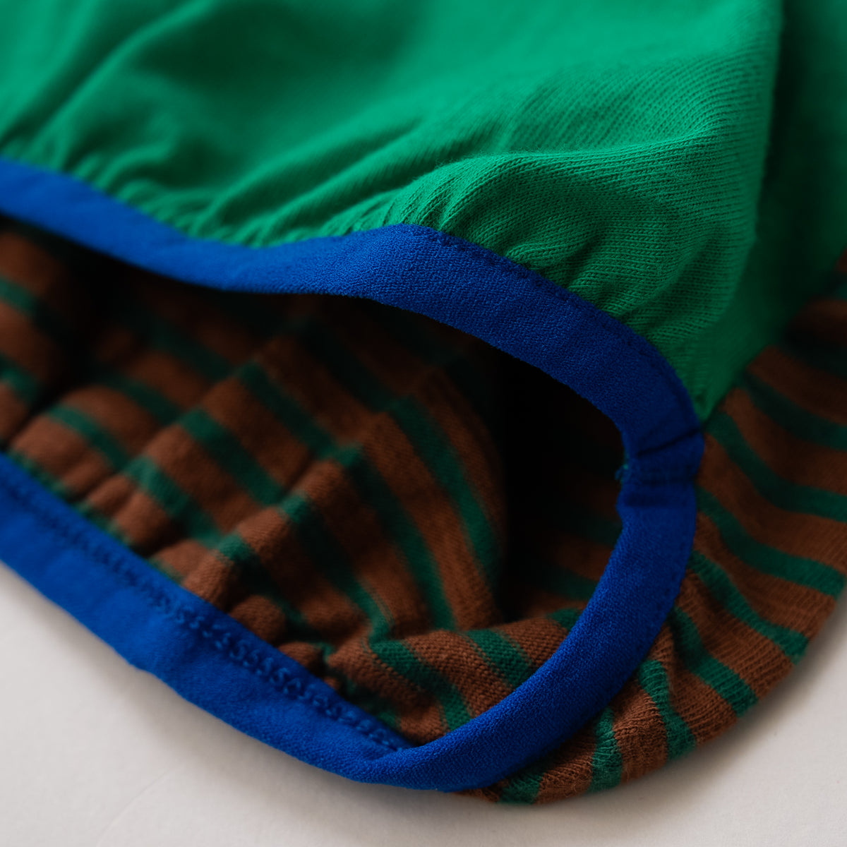 ラグランプリントTシャツ【くま】　GREEN