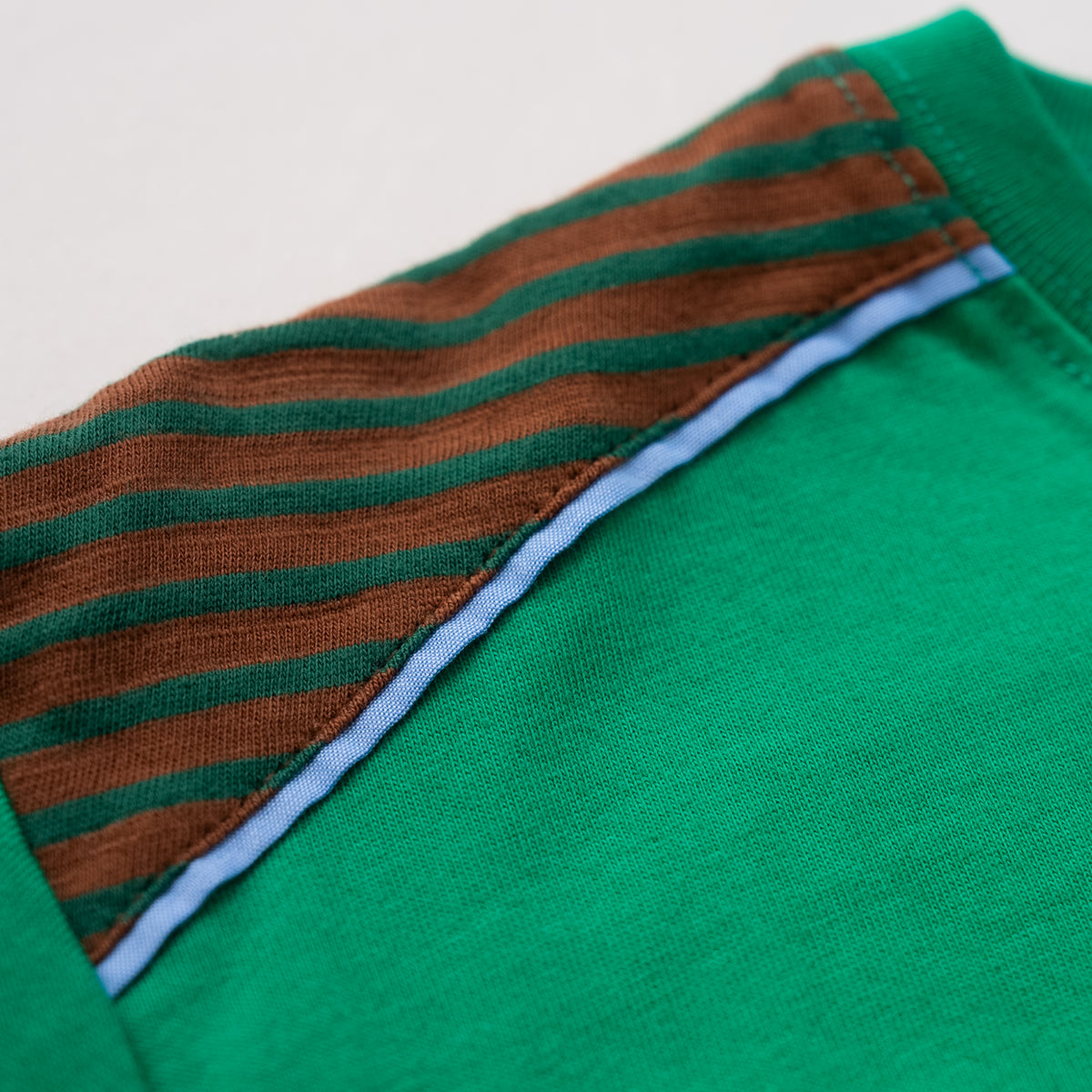 ラグランプリントTシャツ【くま】　GREEN