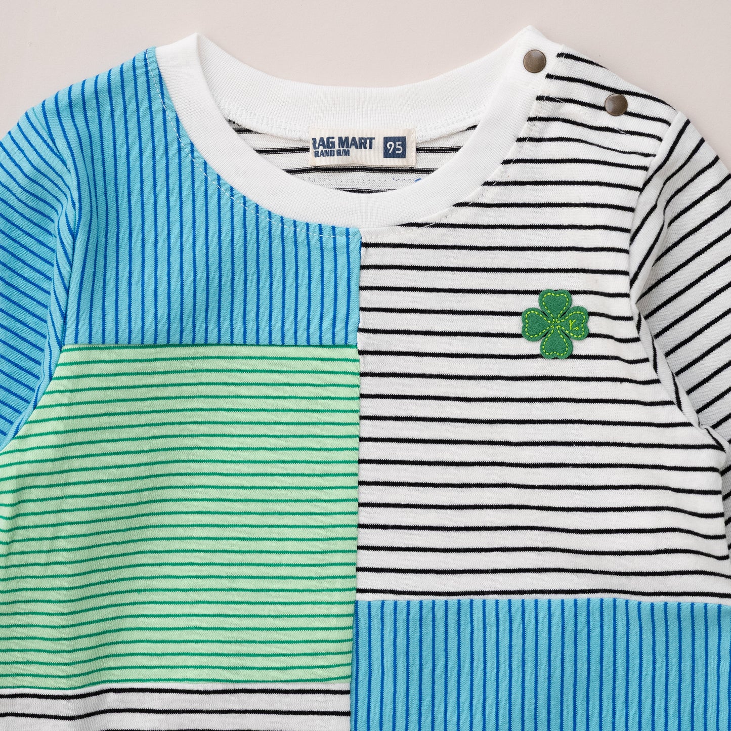 ボーダーTシャツ　BLUE