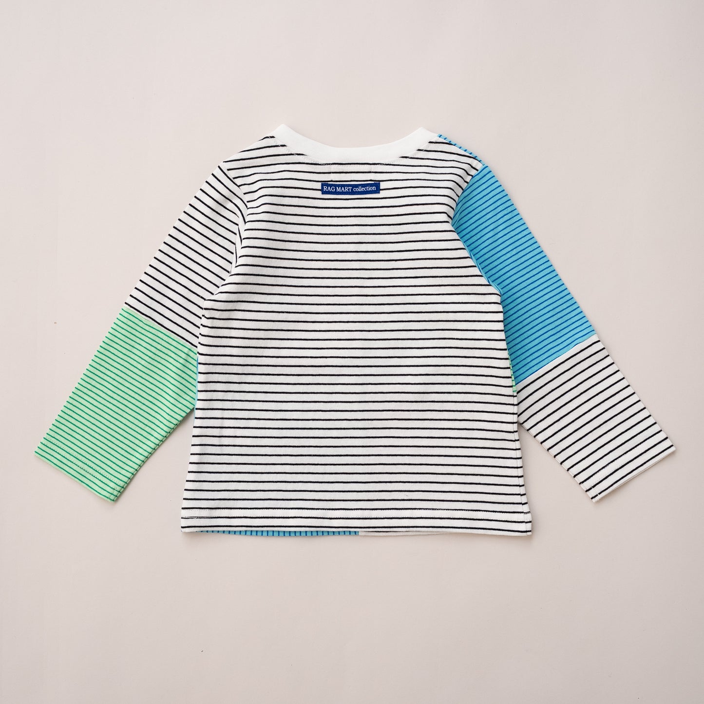 ボーダーTシャツ　BLUE