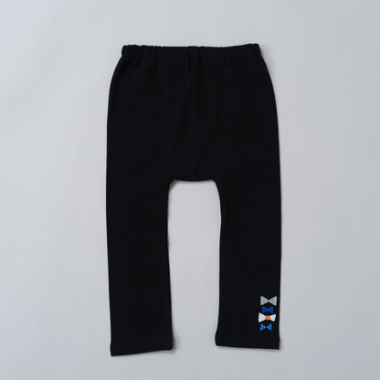 レギンスパンツ　BLACK