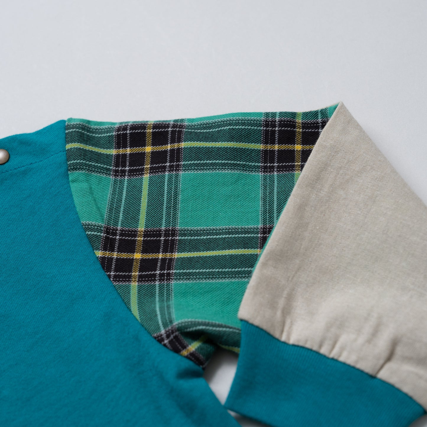 袖切り替えTシャツ　GREEN