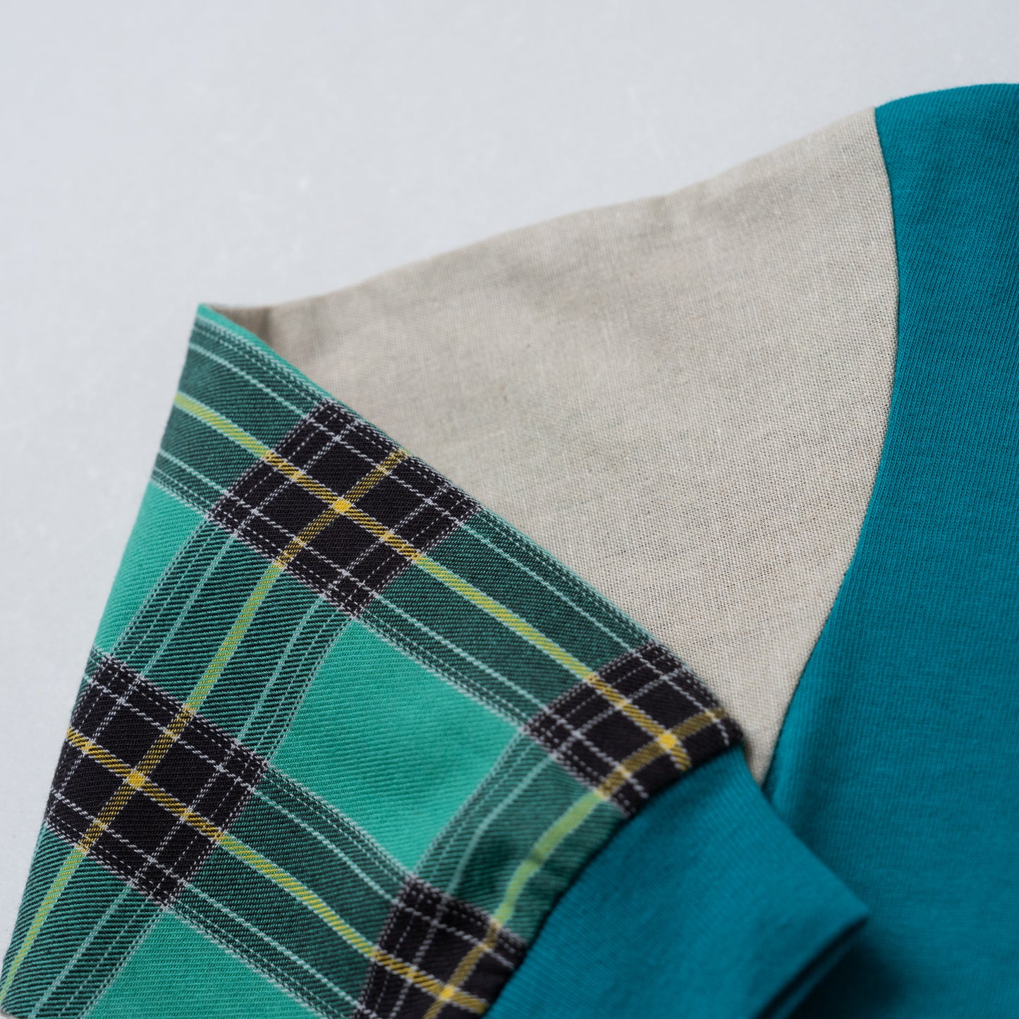 袖切り替えTシャツ　GREEN